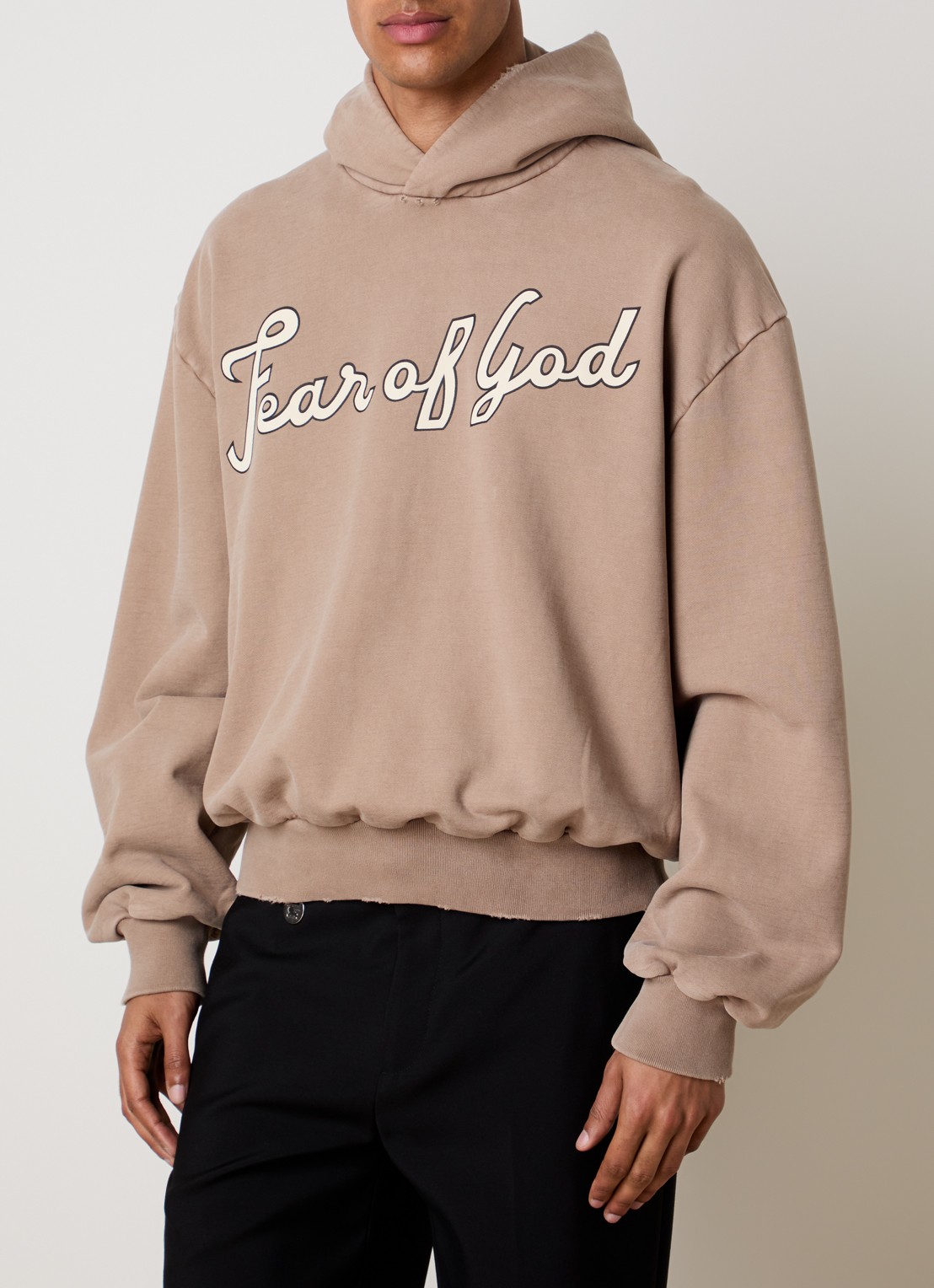 Fear of God Raglan hoodie met logoprint - detail 2 zand