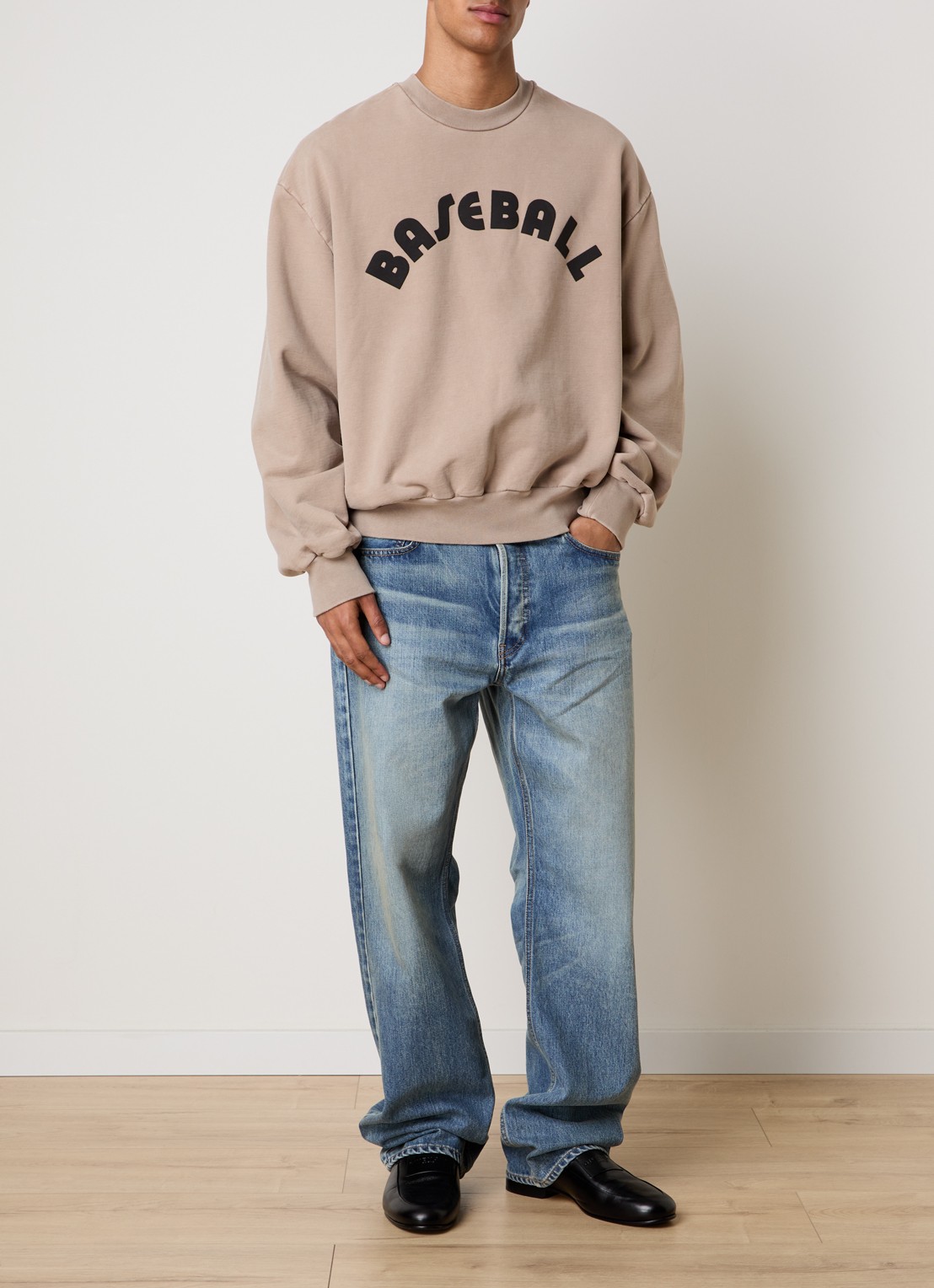 Fear of God Sweater met front- en backprint - voorkant 5 donkerbeige