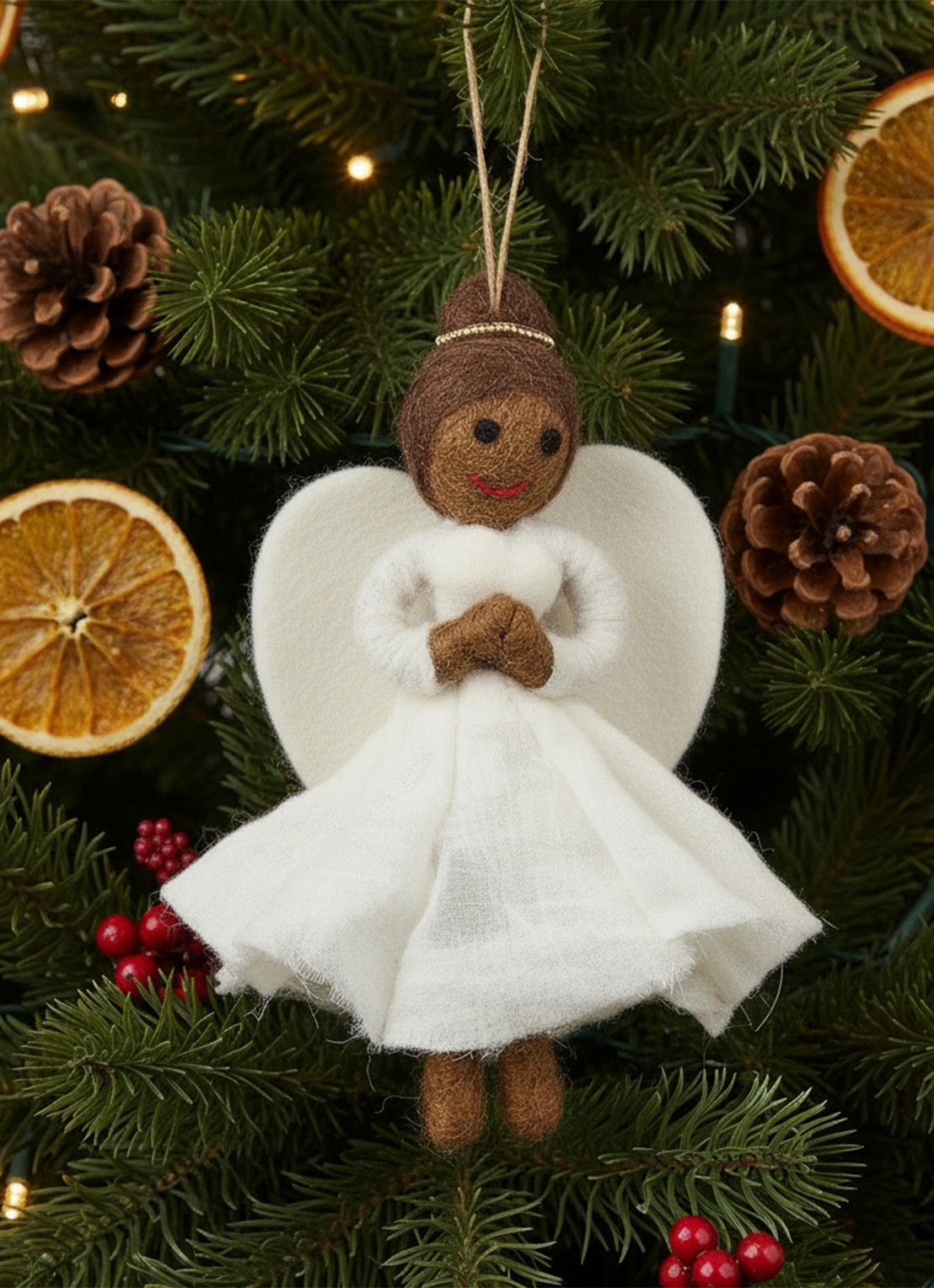 Felt So Good Christmas Angel Black kersthanger 15 cm - voorkant 3 wit