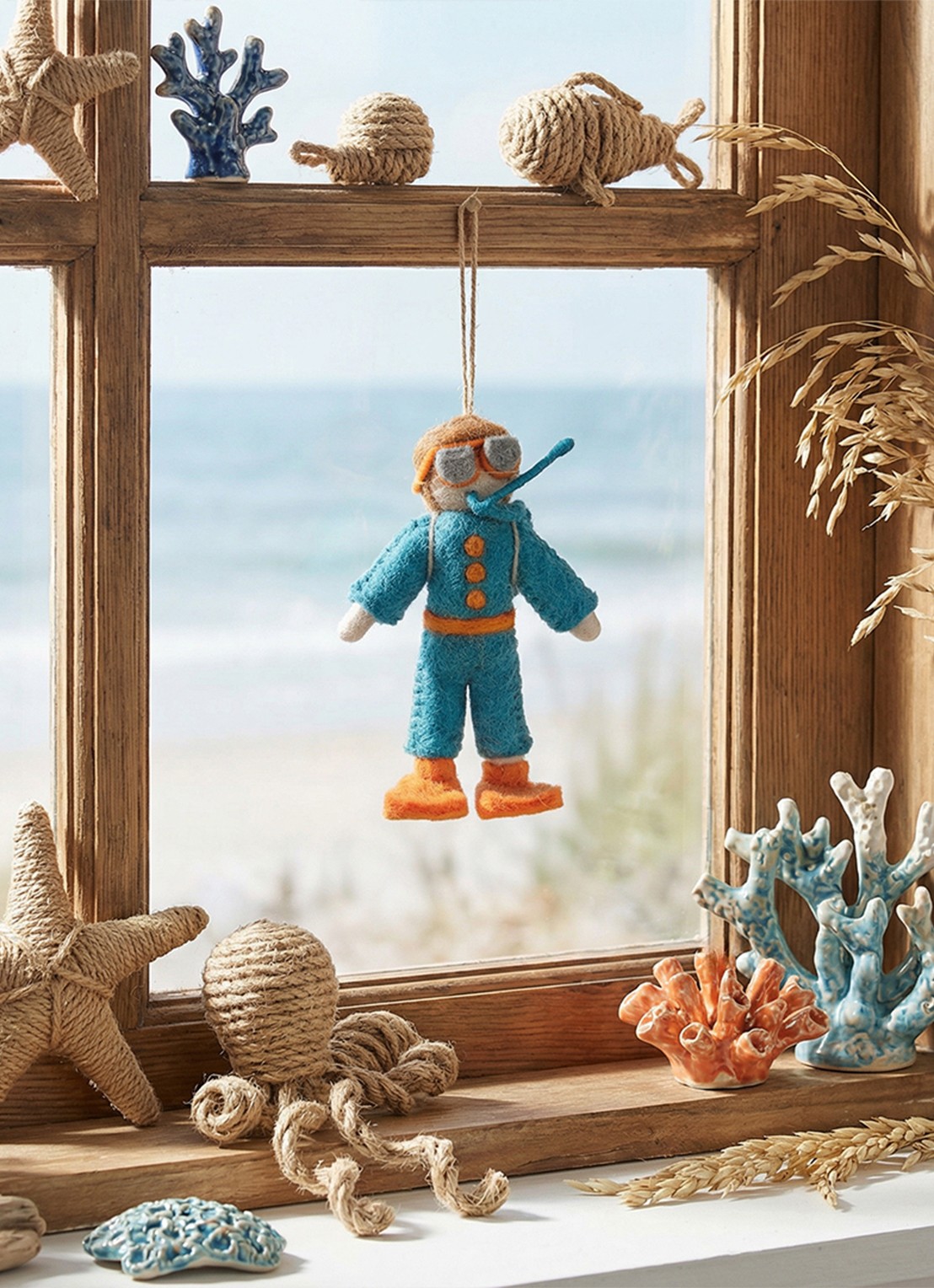 Felt So Good Scuba Steve kersthanger 10 cm - detail 2 blauw