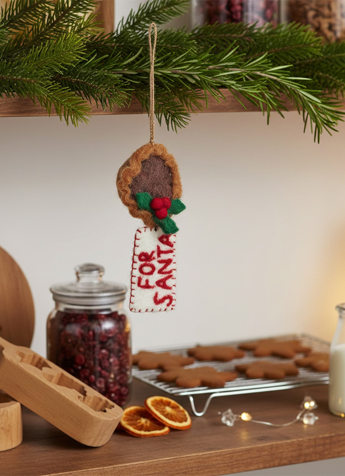 Felt So Good Snack for Santa kersthanger 11 cm - detail bruin