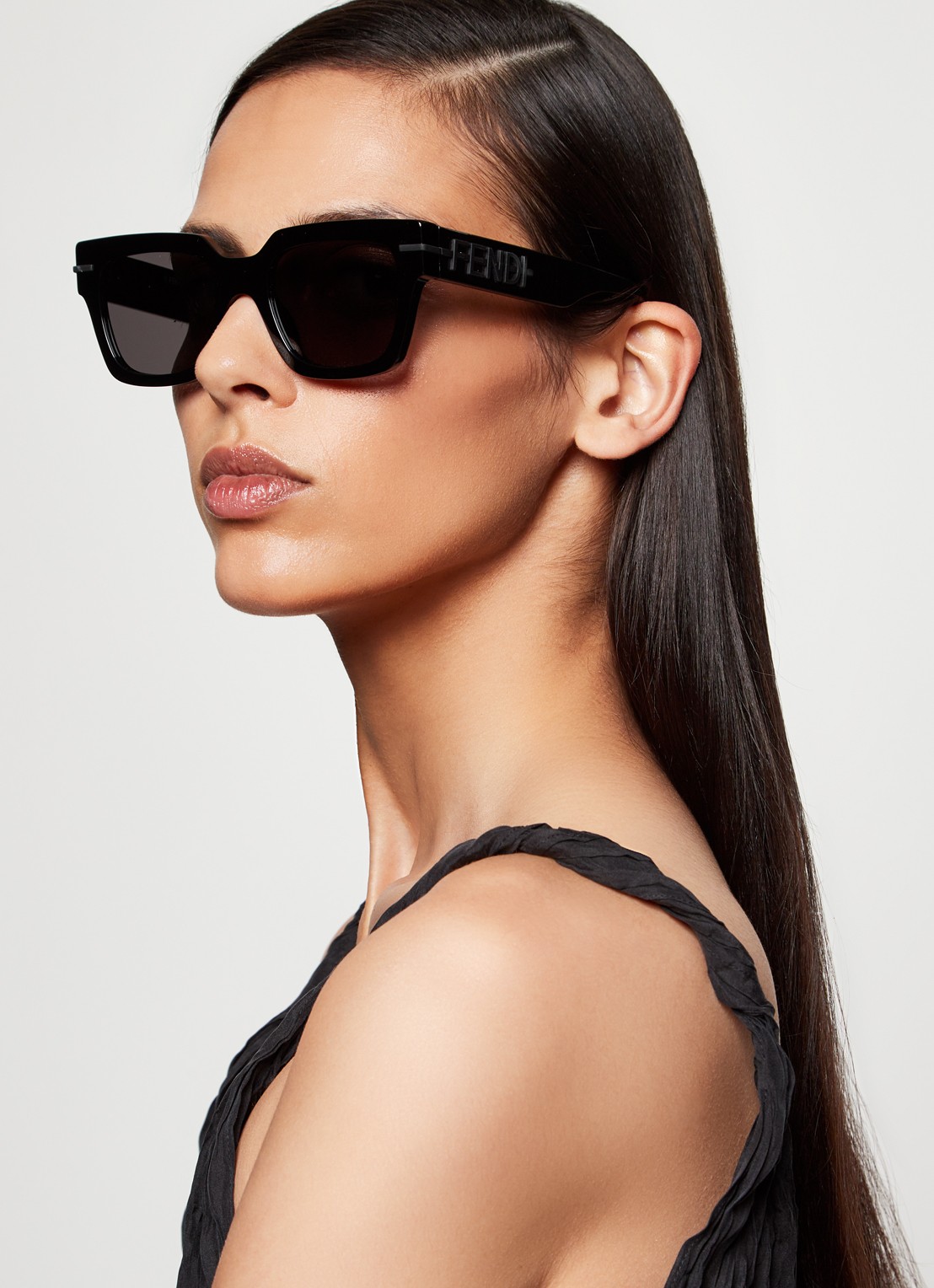 Fendi Butterfly zonnebril FN000656 - voorkant 5 zwart