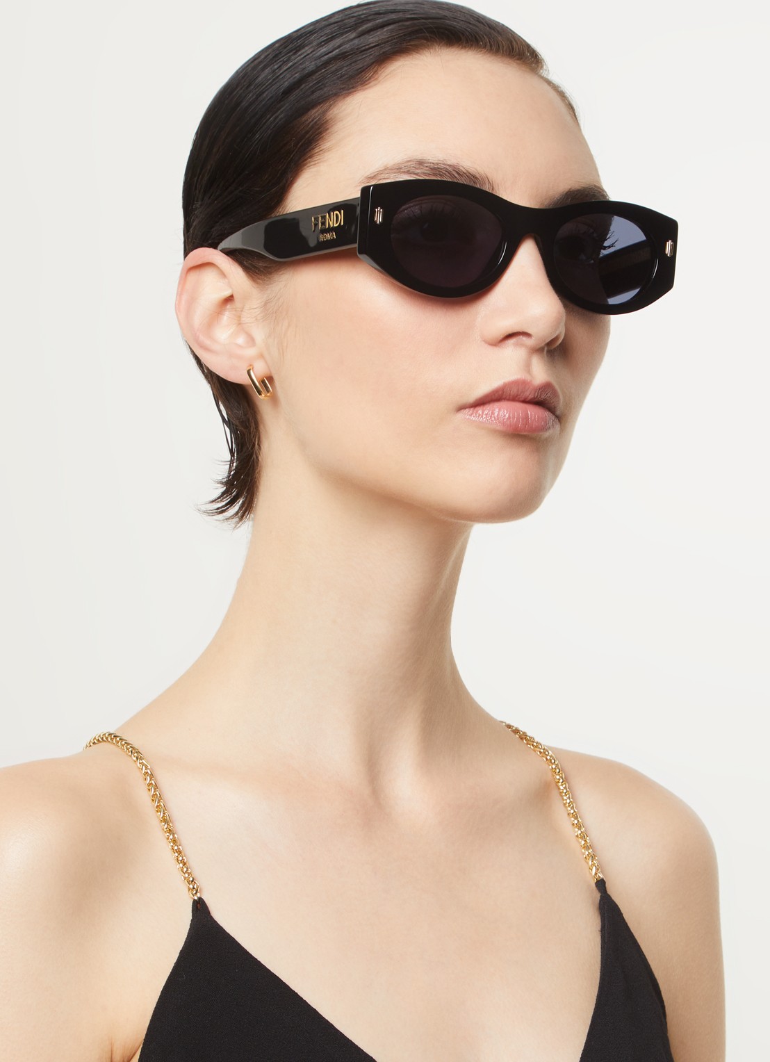 Fendi Roma zonnebril FE40125I - voorkant 2 zwart