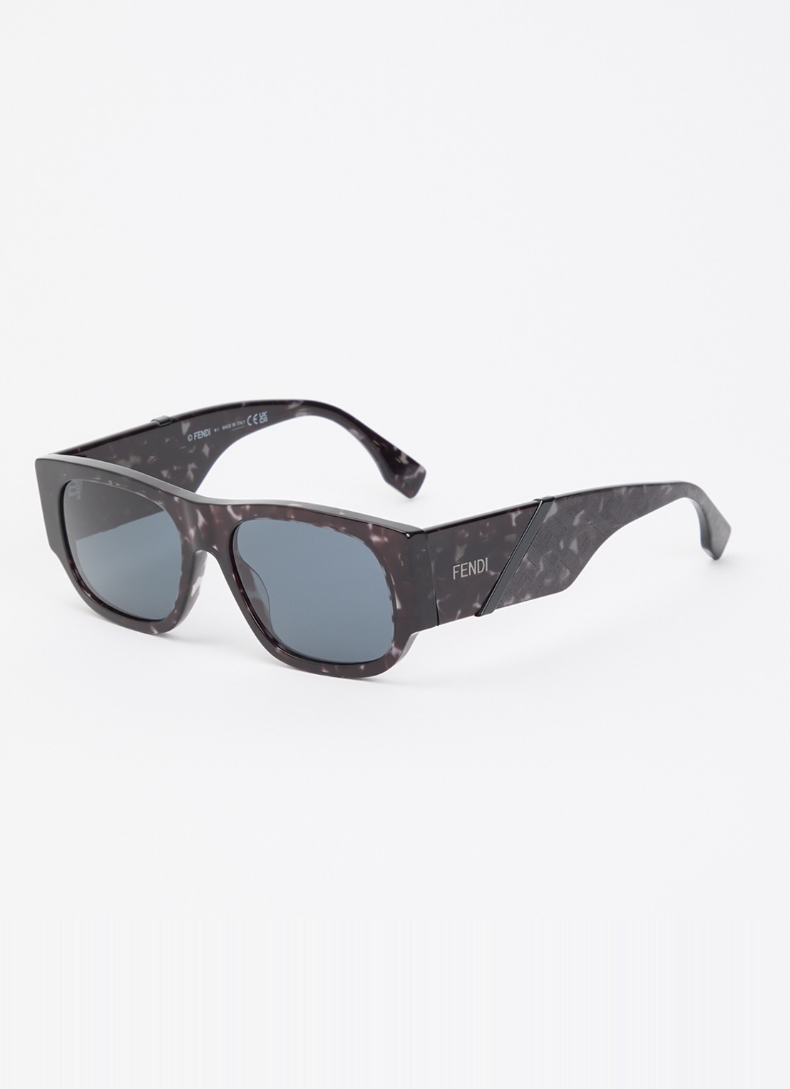 Fendi Wayfarer zonnebril FE40156I - voorkant zwart