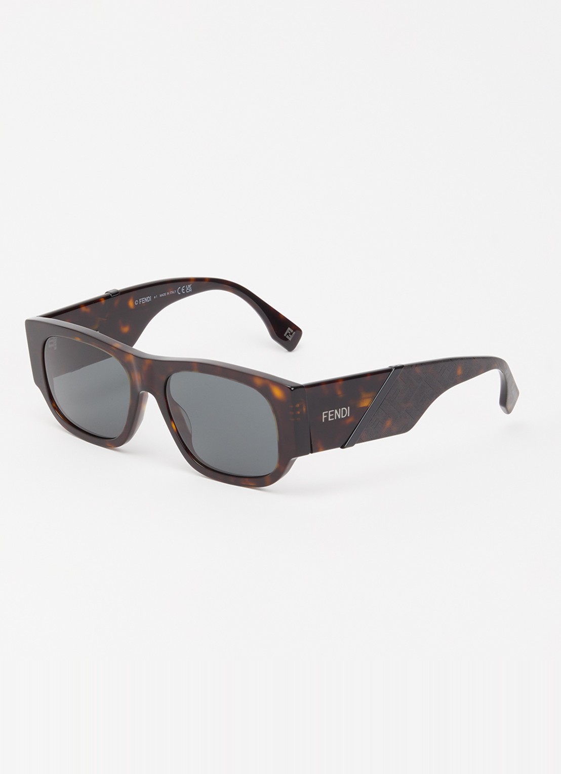 Fendi Wayfarer zonnebril FE40156L - voorkant 4 donkerbruin