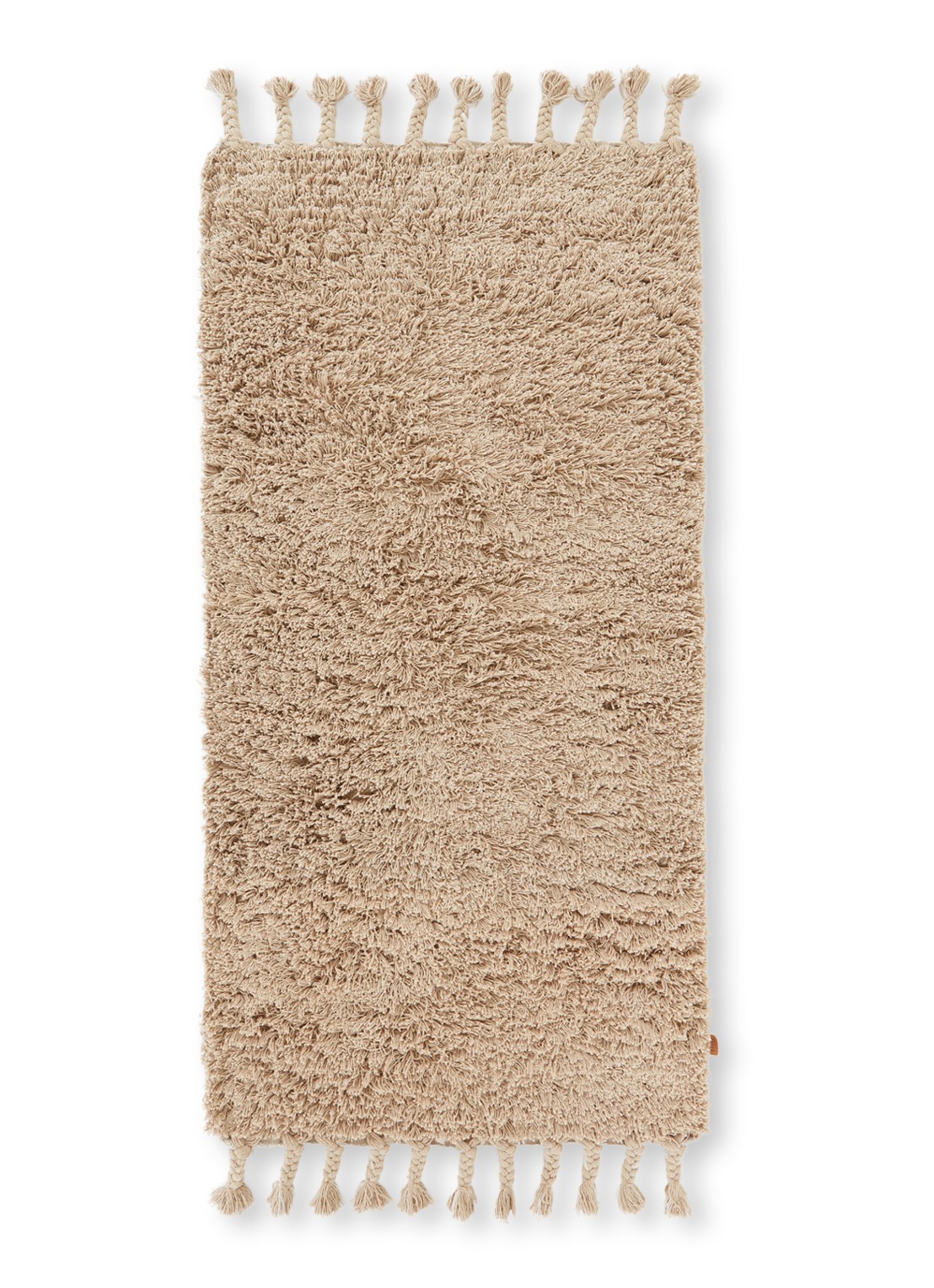 ferm LIVING Amass Long Pile vloerkleed 140 x 70 cm - voorkant zand