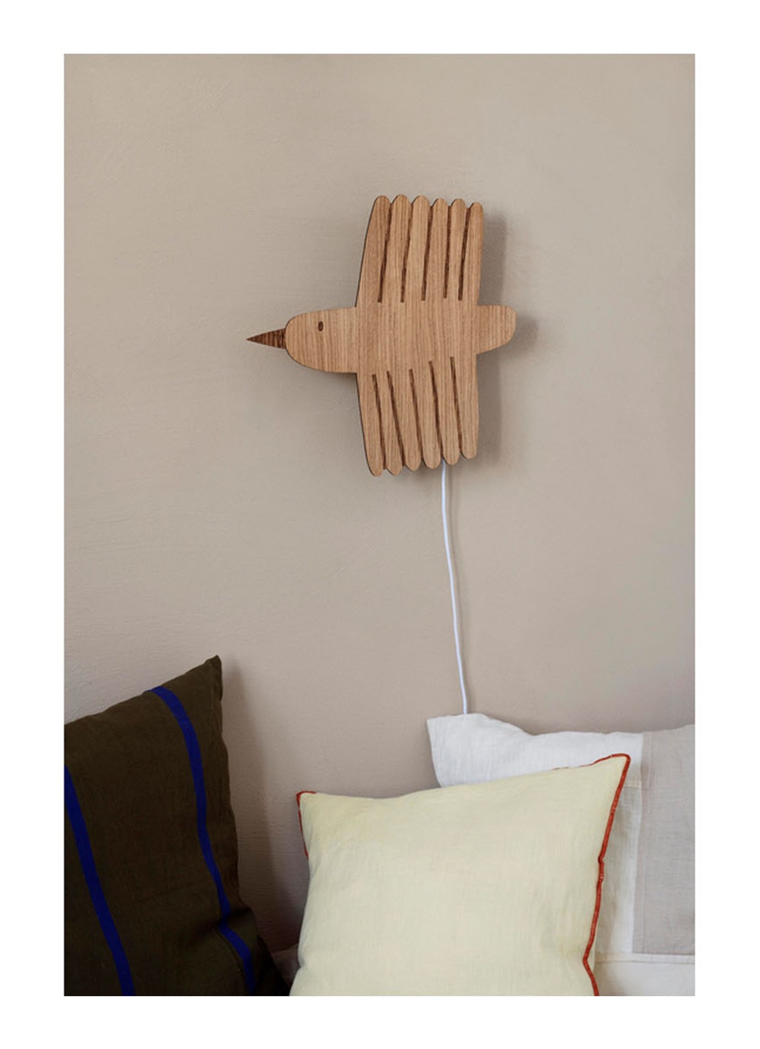 ferm LIVING Bird wandlamp 31 x 7 x 31 cm - detail naturel