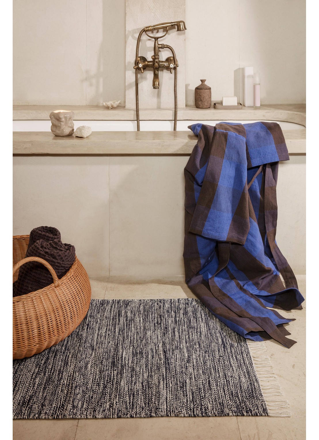 ferm LIVING Braided opbergmand 60 cm - detail 2 beige