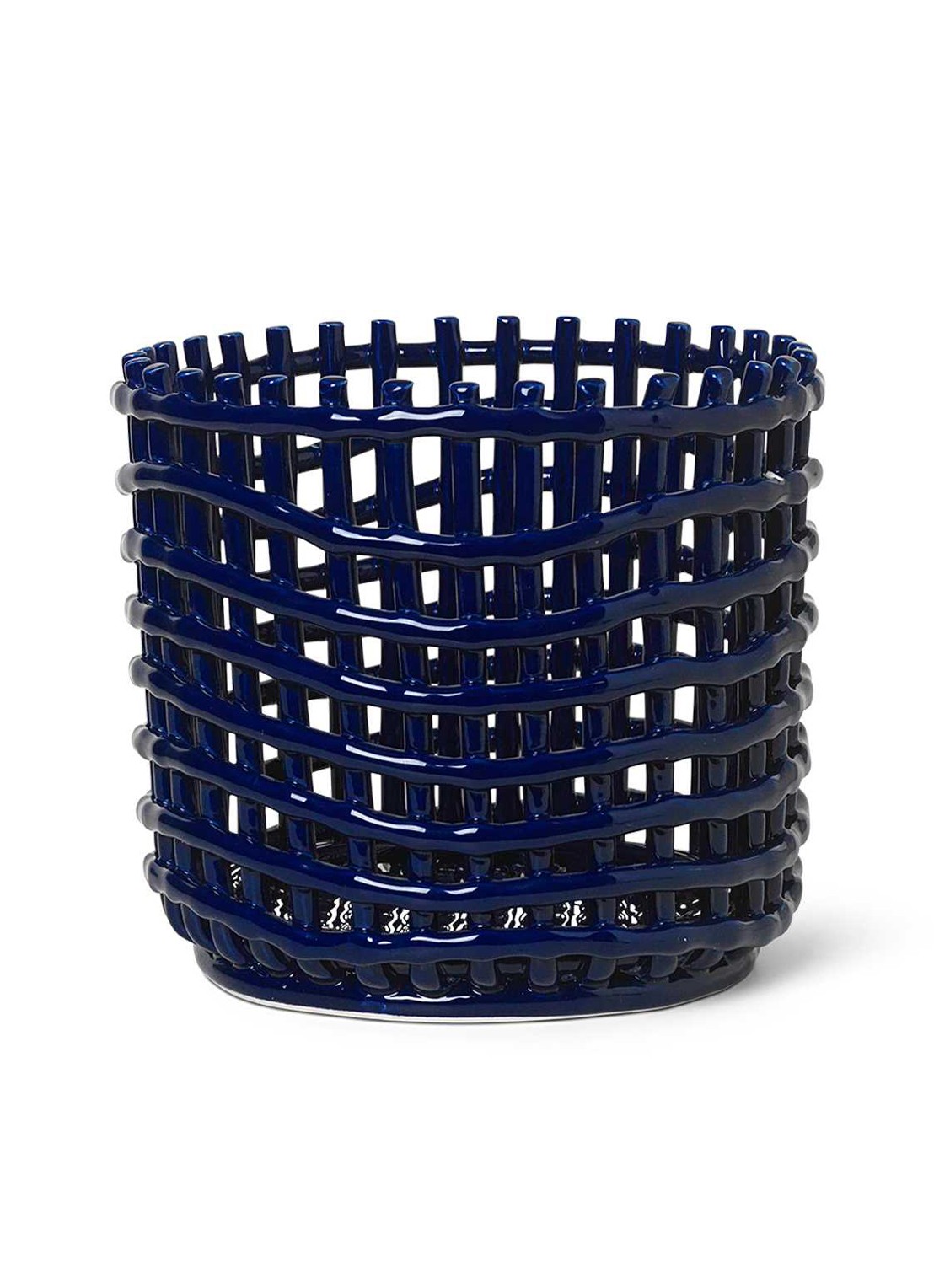 ferm LIVING Ceramic basket opbergmand - voorkant blauw
