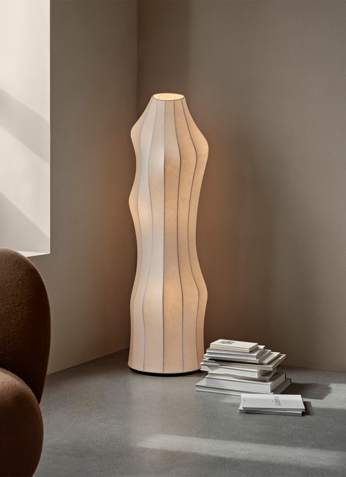 ferm LIVING Dae vloerlamp 140 x 41,3 cm - detail wit