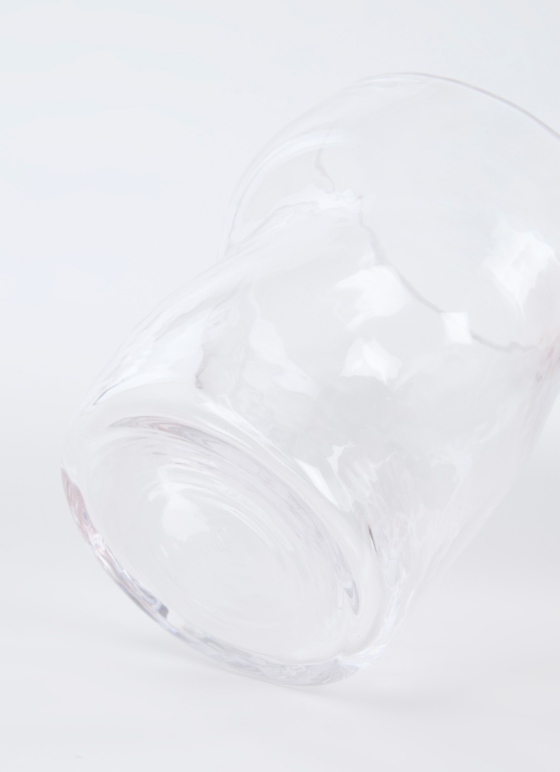ferm LIVING Dimple drinkglas 27 cl set van 2 - voorkant 2 transparant