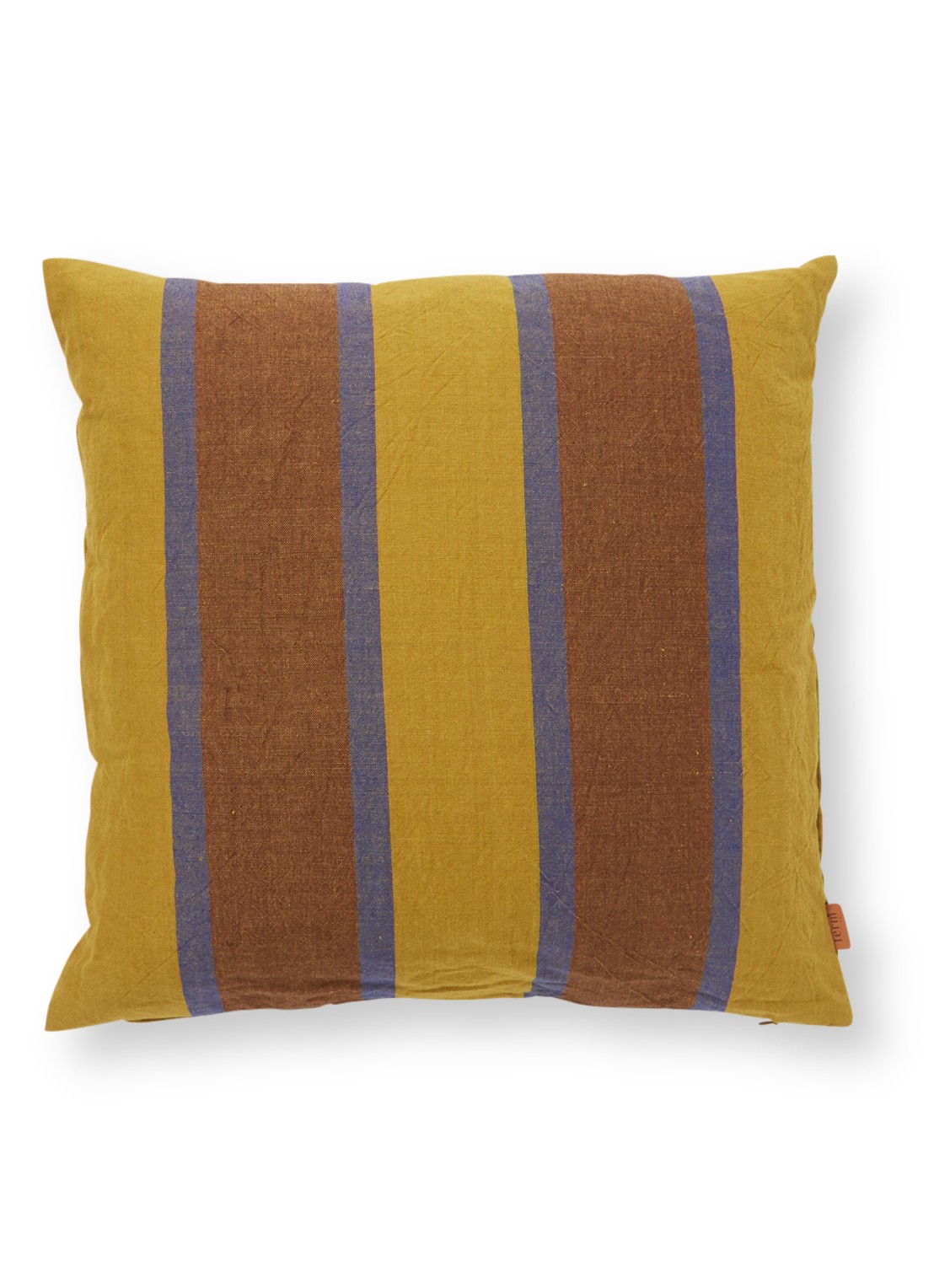 ferm LIVING Grand sierkussen 50 x 50 cm - voorkant 3 mosterd