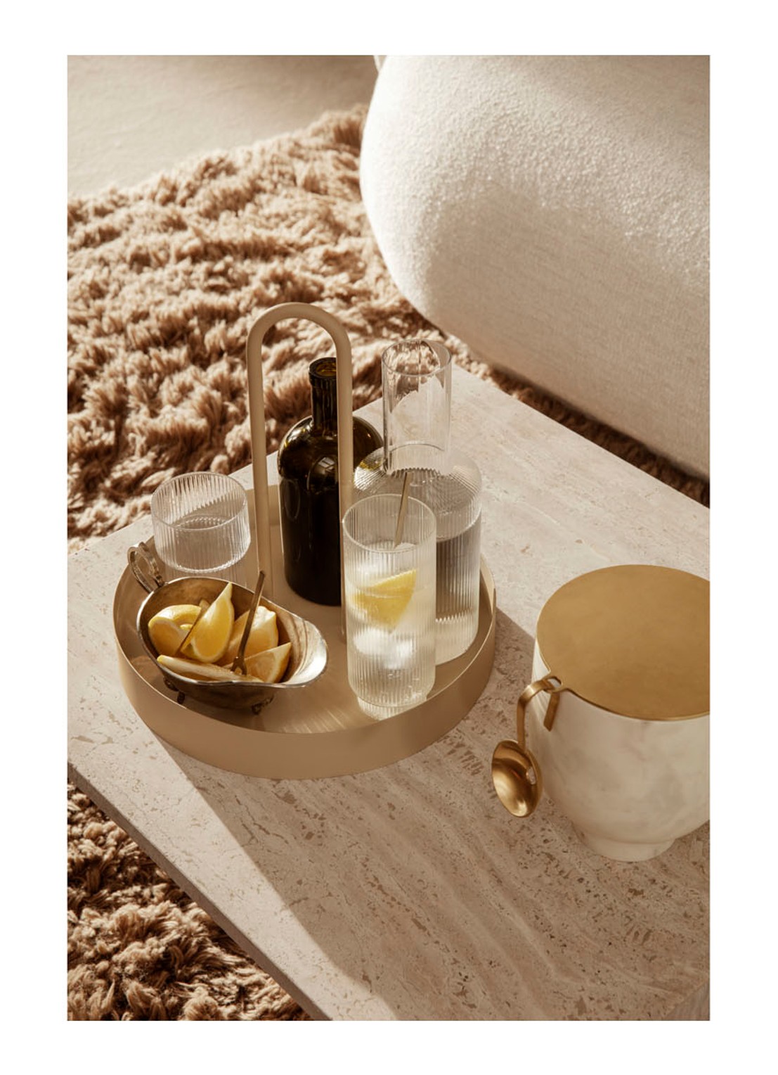 ferm LIVING Grib dienblad 28 cm - voorkant 4 beige