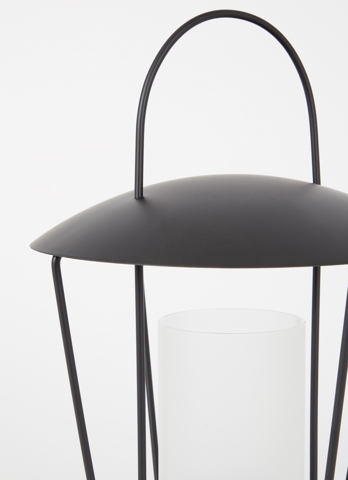 ferm LIVING Hexagon Small pot  - voorkant 2 zwart