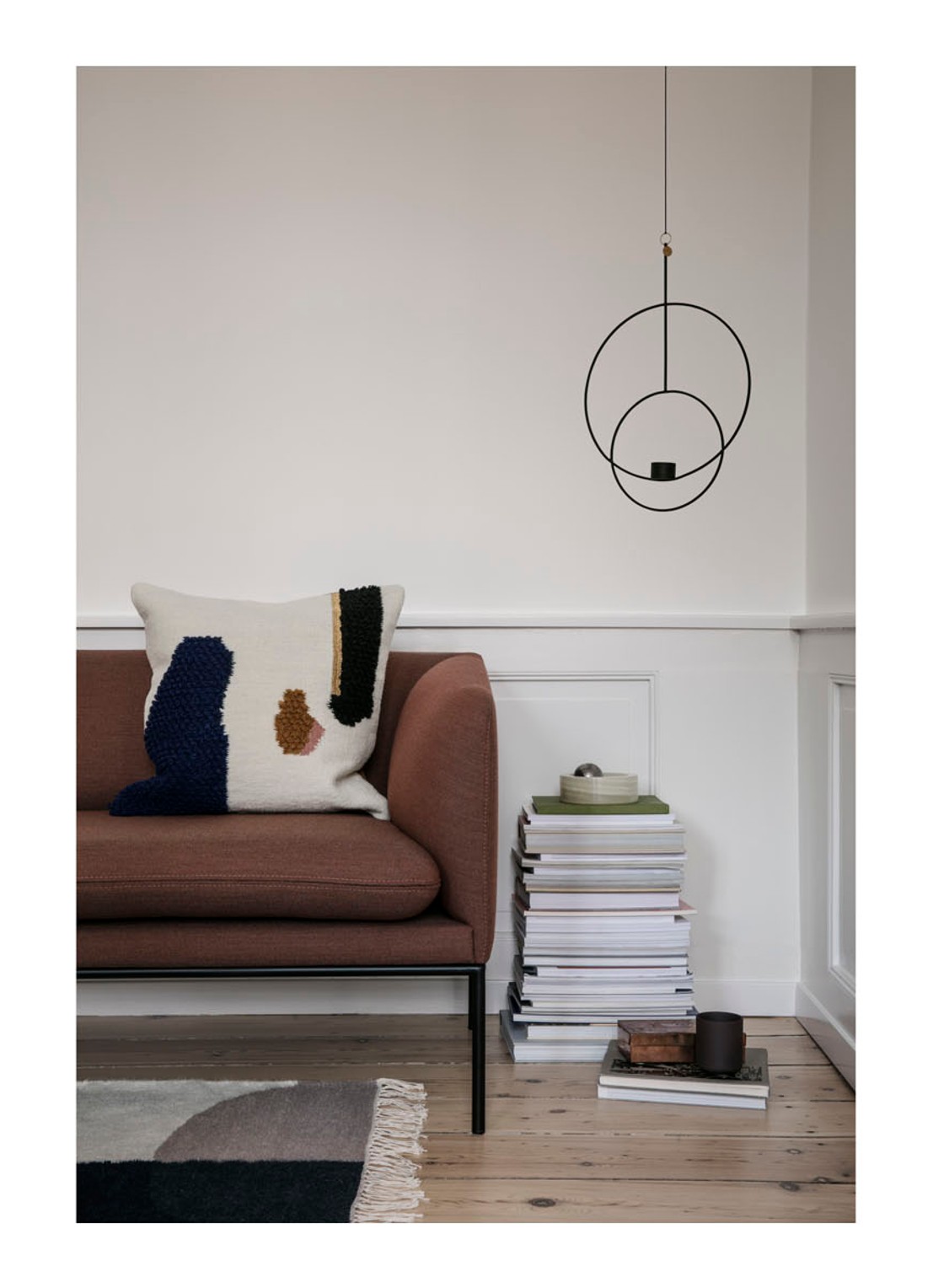 ferm LIVING Loop Mount sierkussen 50 x 50 cm - voorkant 4 gebroken wit