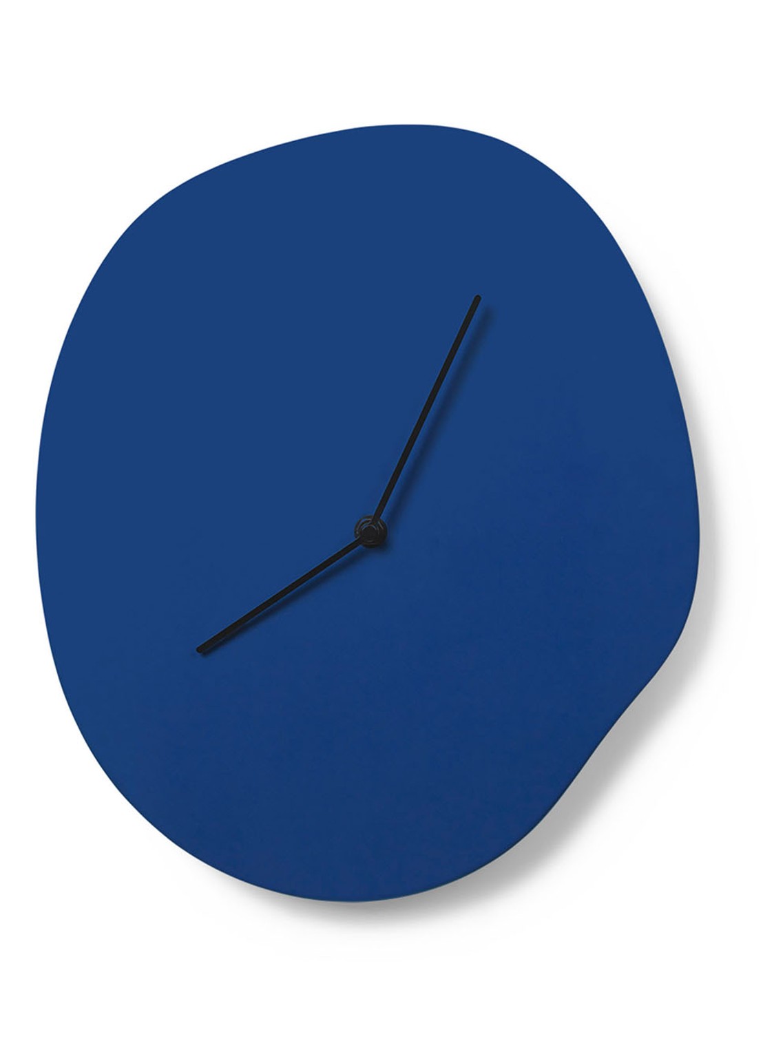ferm LIVING Melt wandklok - voorkant blauw