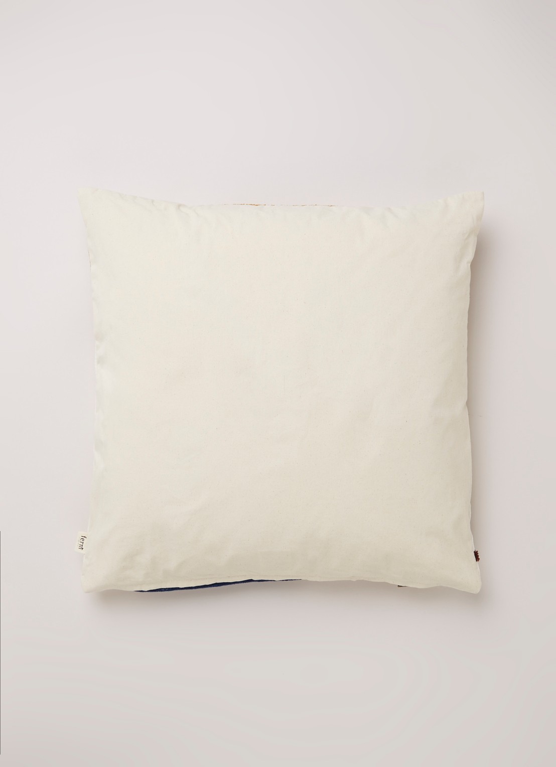 ferm LIVING Mirage Cushion Island sierkussen 50 x 50 cm  - voorkant 3 gebroken wit