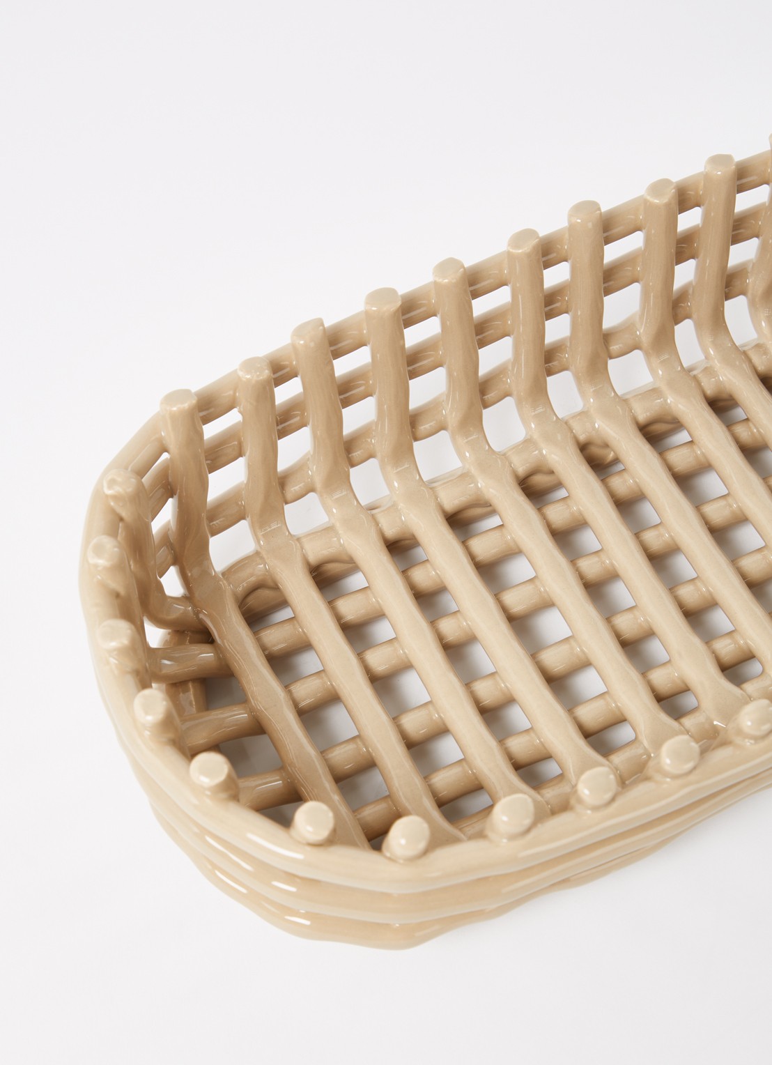 ferm LIVING Opbergmand van keramiek - detail 3 beige