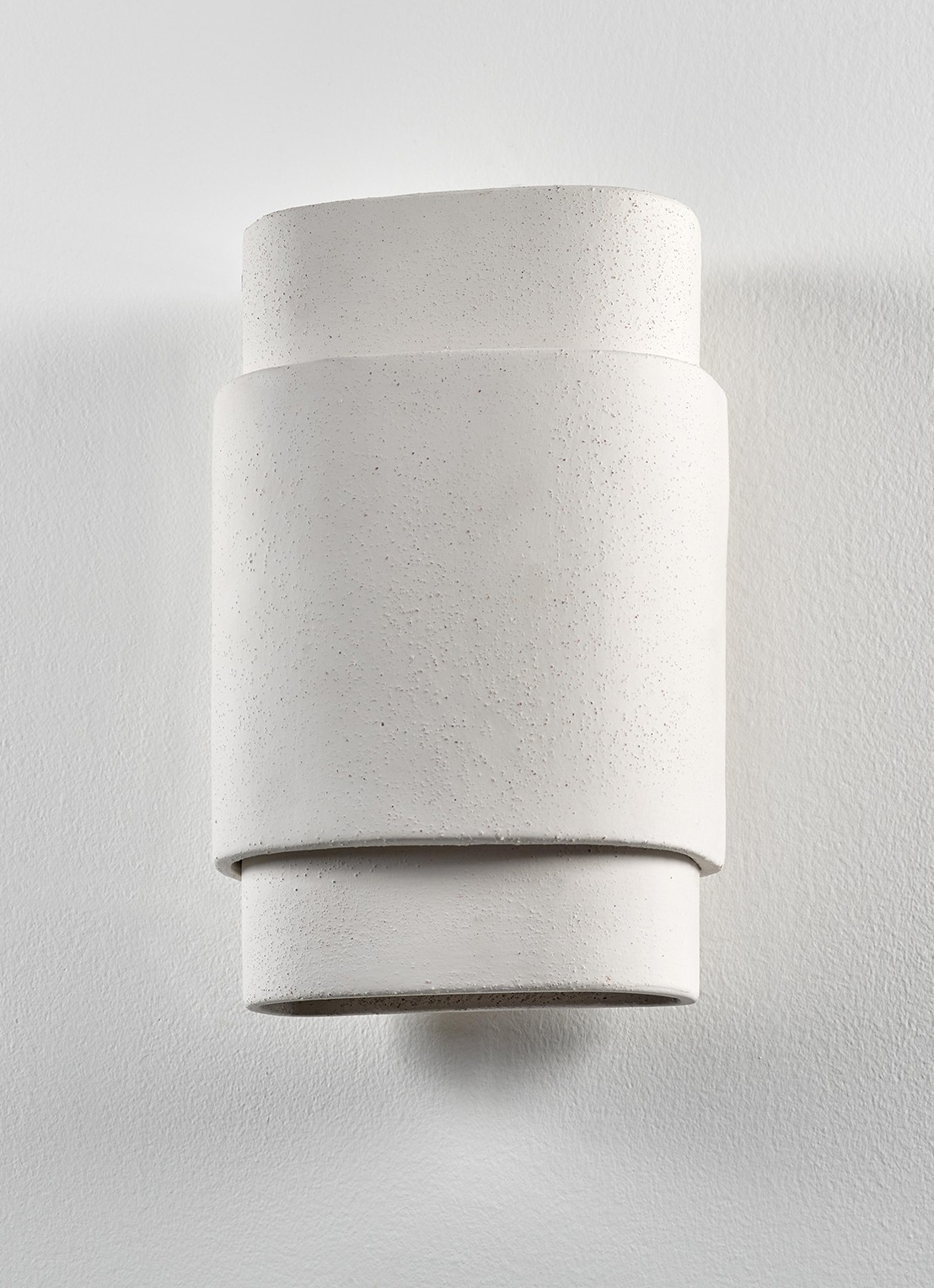 ferm LIVING Pierre wandlamp - voorkant 2 beige