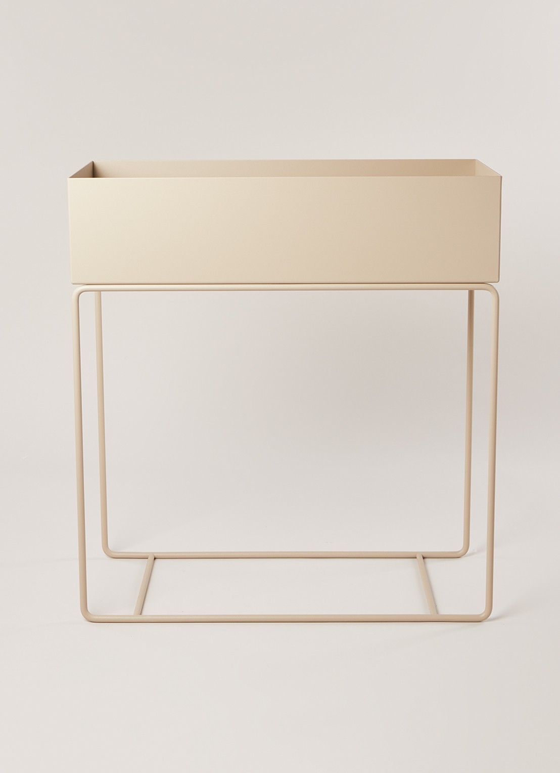 ferm LIVING Plant Box plantenbak voor binnen - 60 cm - detail 2 zand