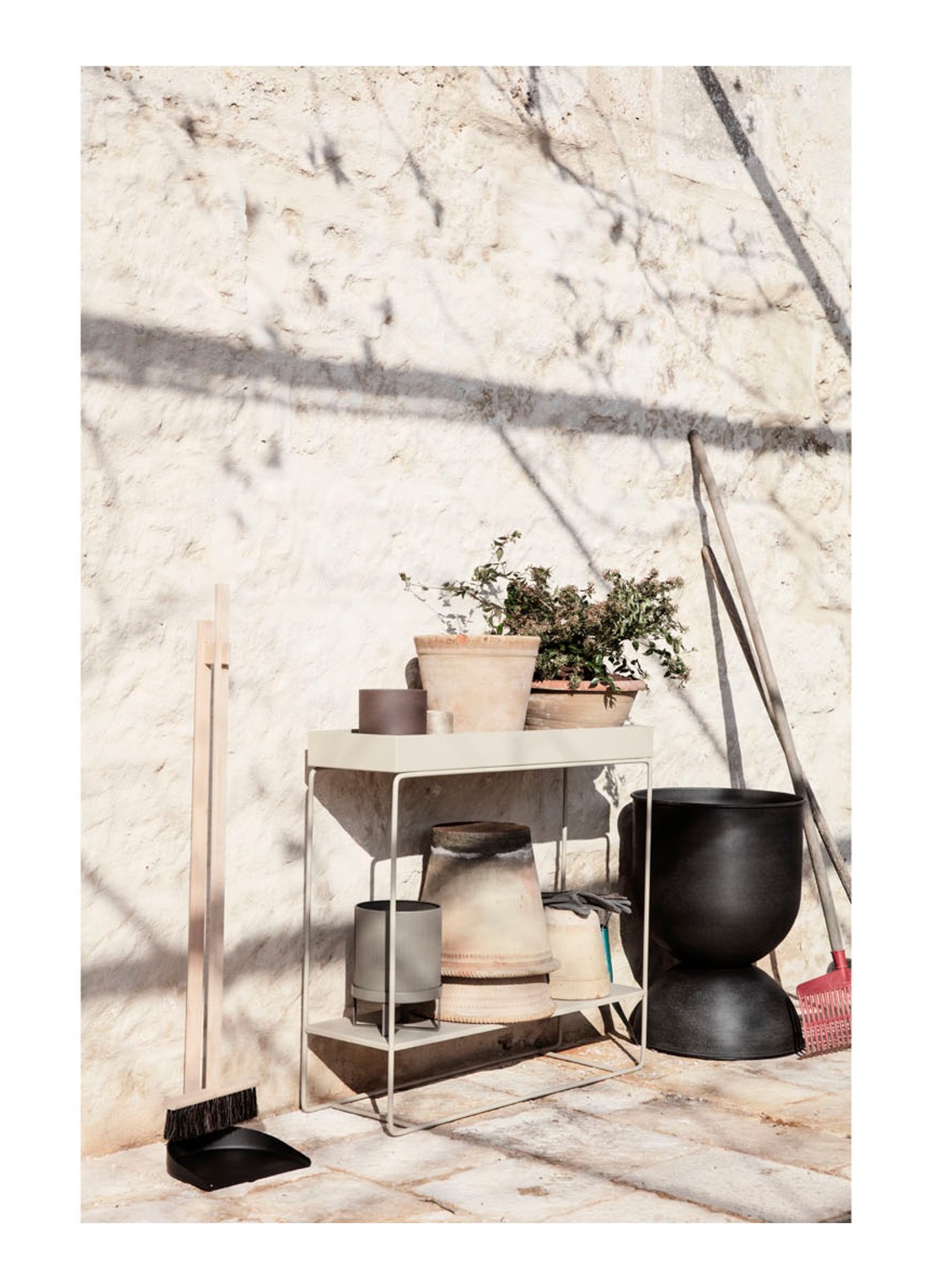 ferm LIVING Plant Box plantenbak voor binnen 75 cm - voorkant 2 beige