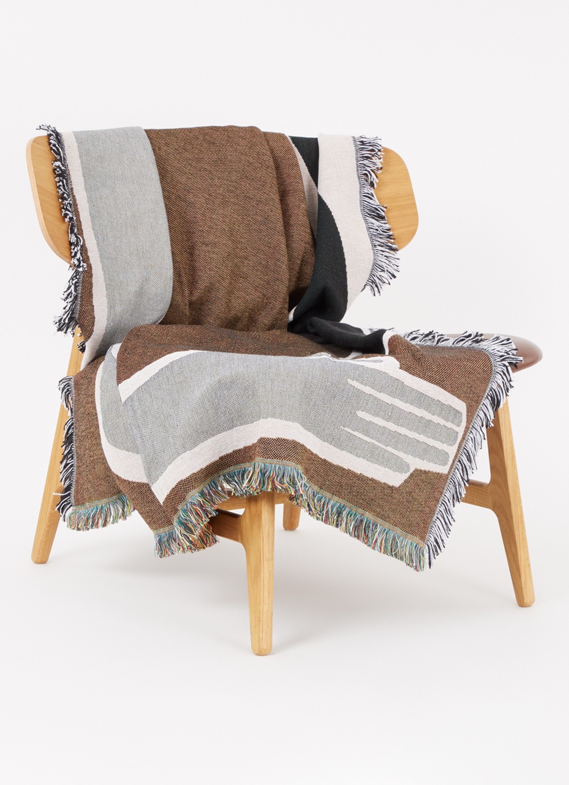 ferm LIVING Pose Tapestry wanddeken van  katoen 170 x 120 cm - voorkant 3 bruin