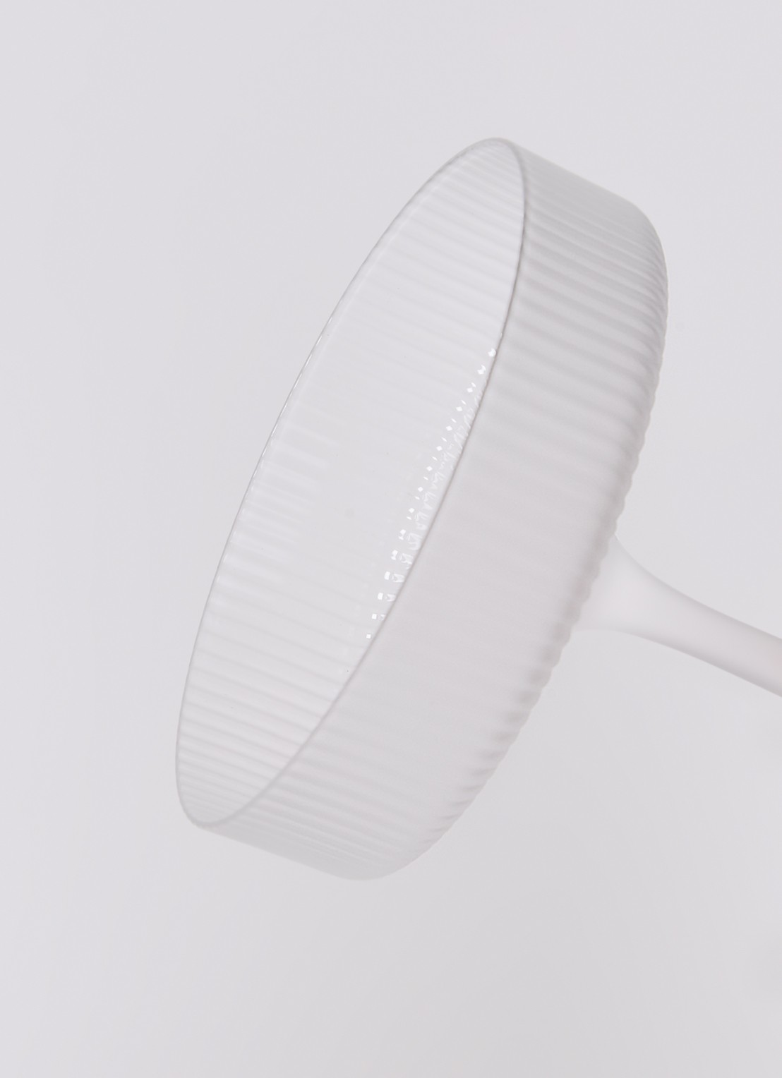 ferm LIVING Ripple champagneglas set van 2 - detail 3 wit