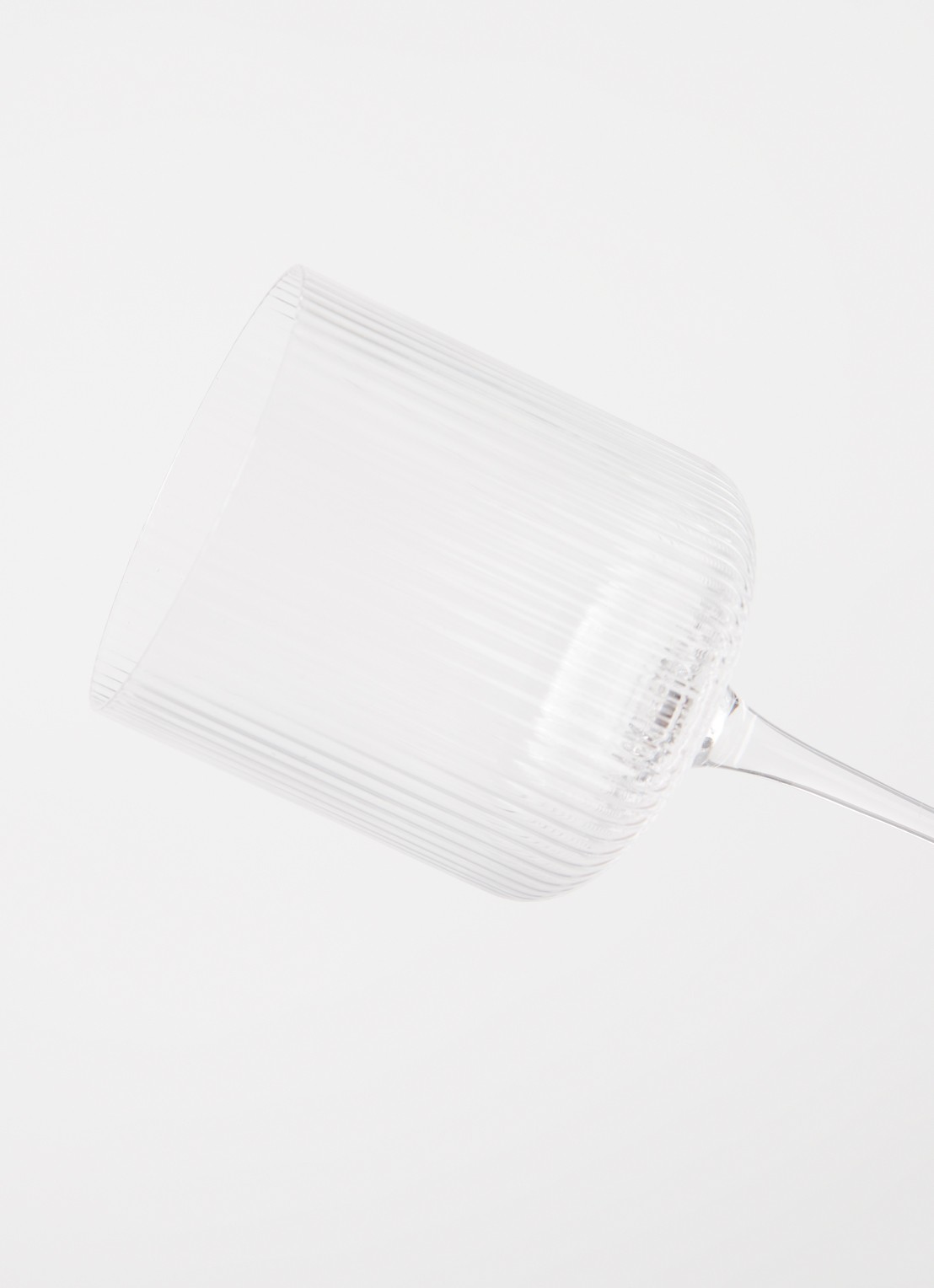 ferm LIVING Ripple witte wijnglas 26 cl set van 2 - detail 3 transparant