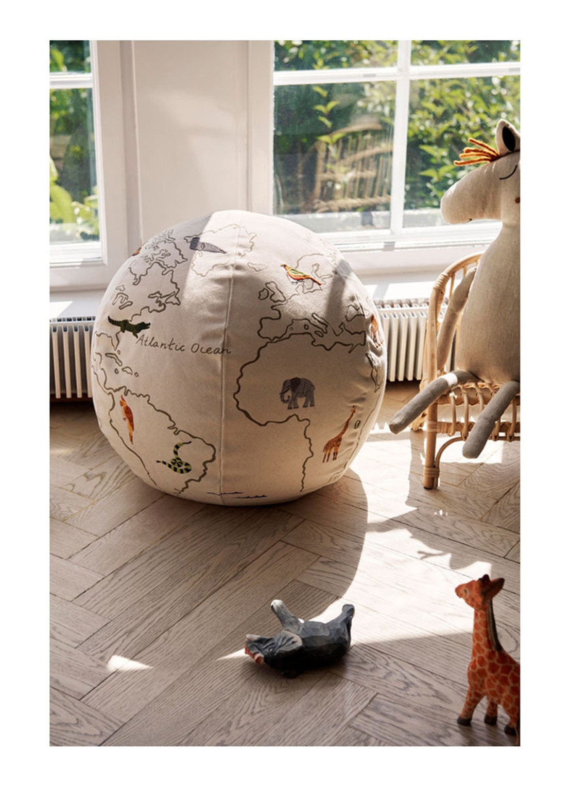 ferm LIVING The World poef 50 x 50 cm - voorkant 3 donkerbeige