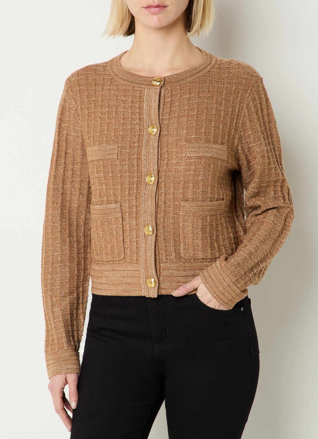 Fifth House Loreline cropped grofgebreid vest met lurex - detail 2 cognac