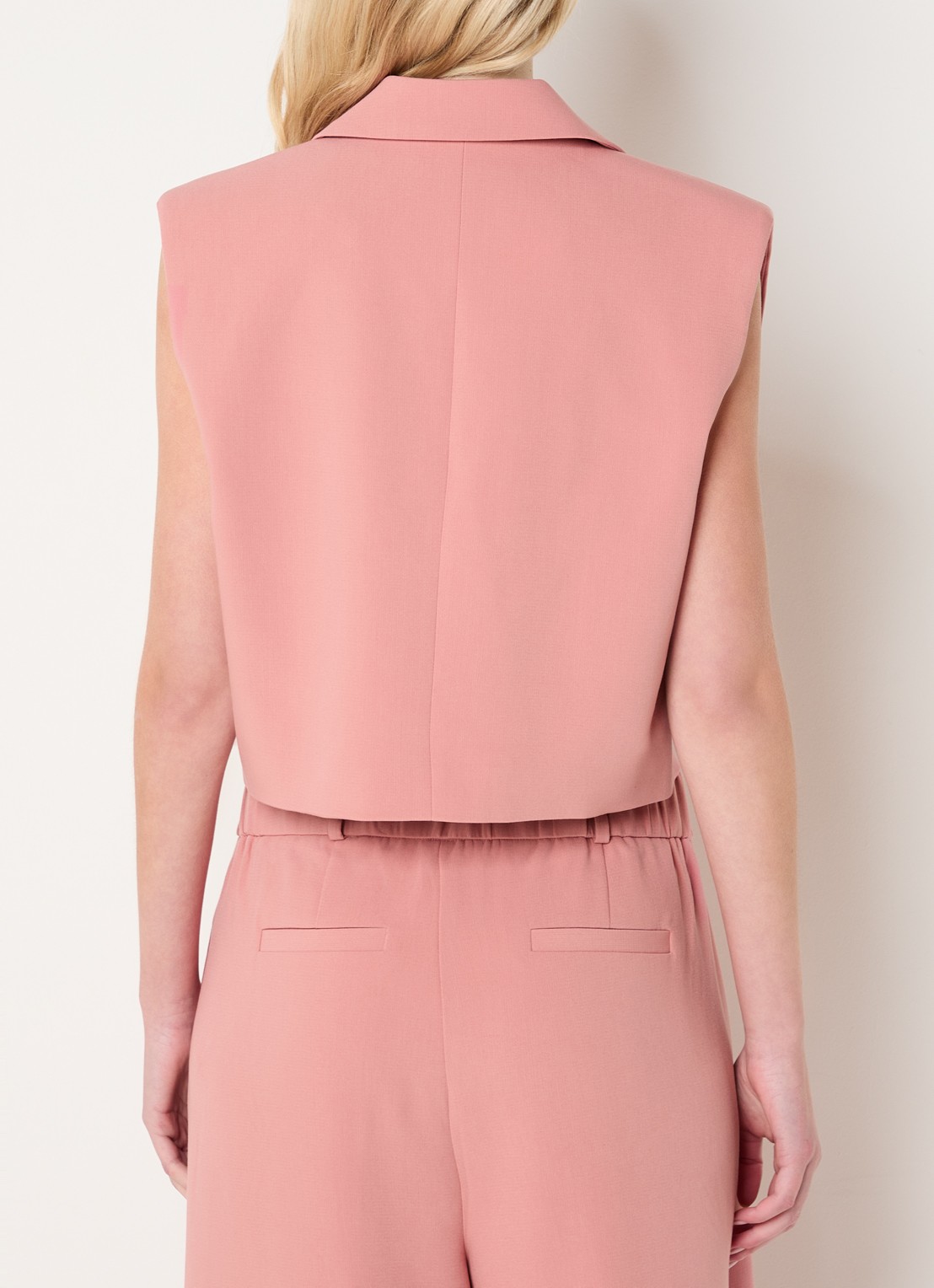 Fifth House Mabelle gilet met schoudervulling - achterkant roze