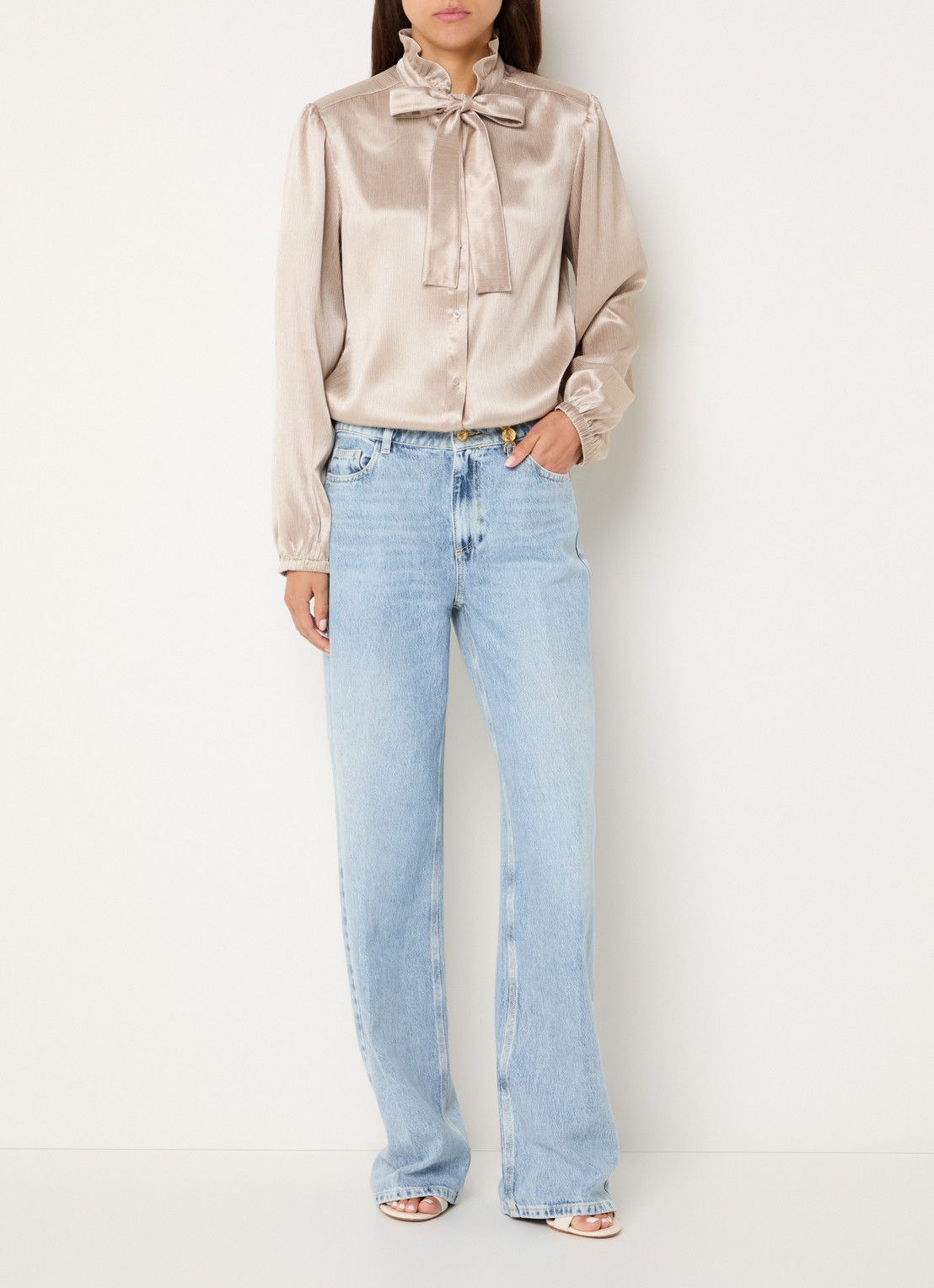 Fifth House Marli blouse met strikdetail - voorkant 2 beige