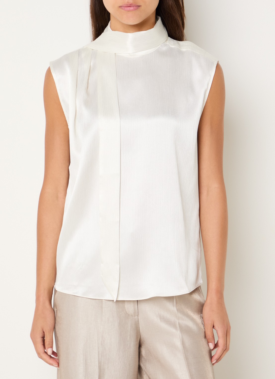 Fifth House Marli top met sjaalkraag - detail creme