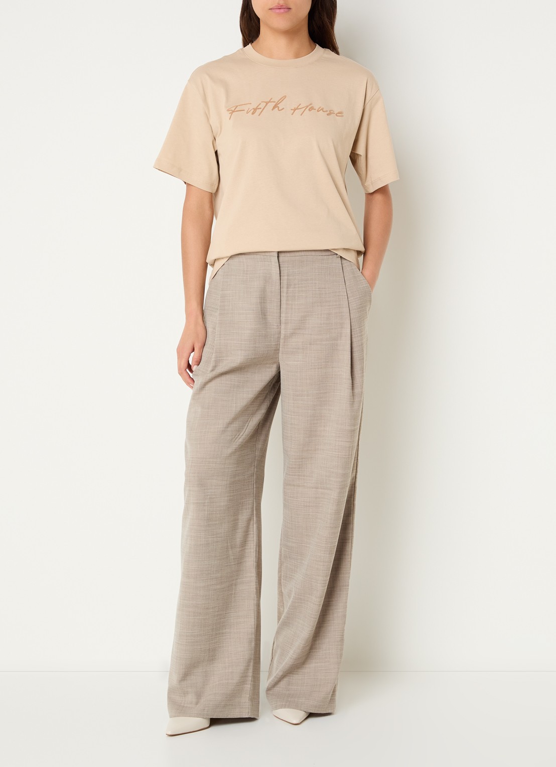 Fifth House Odilla T-shirt met flock logoprint - voorkant 2 beige