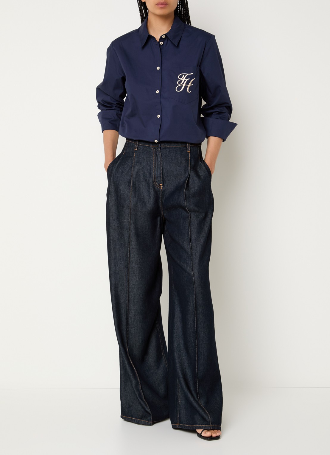 Fifth House Osan blouse met logoborduring - voorkant 3 donkerblauw