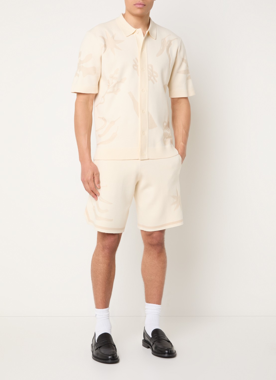 Filling Pieces Breaking Bread loose fit korte broek met print - voorkant 3 creme