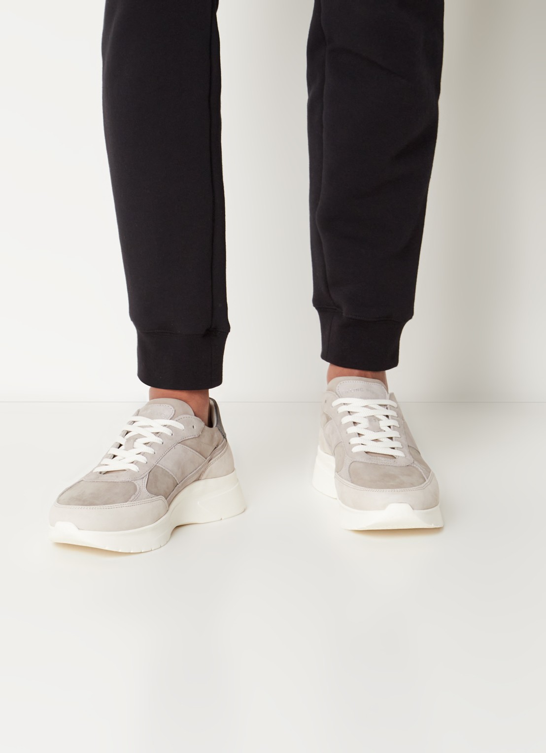 Filling Pieces Jet Runner sneaker van nubuck - voorkant 7 lichtgrijs