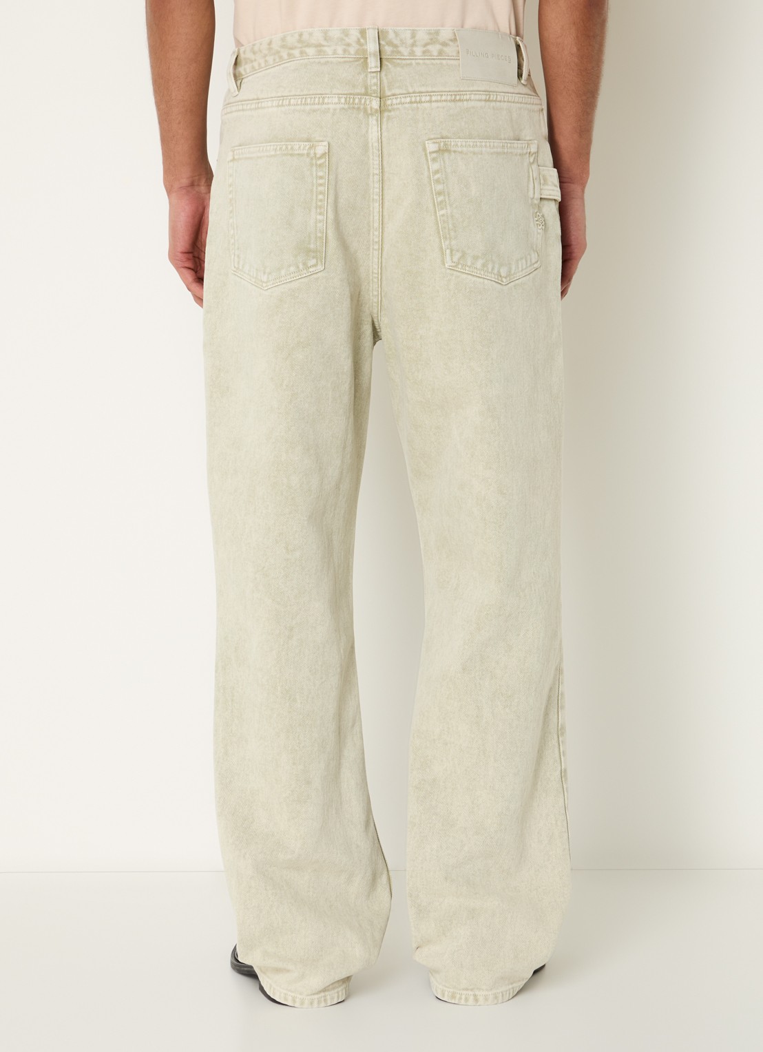 Filling Pieces Loose fit jeans met gekleurde wassing en steekzakken - achterkant lindegroen