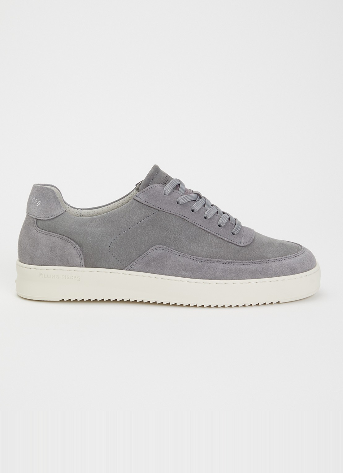 Filling Pieces Mondo Grain sneaker van suède - voorkant grijs