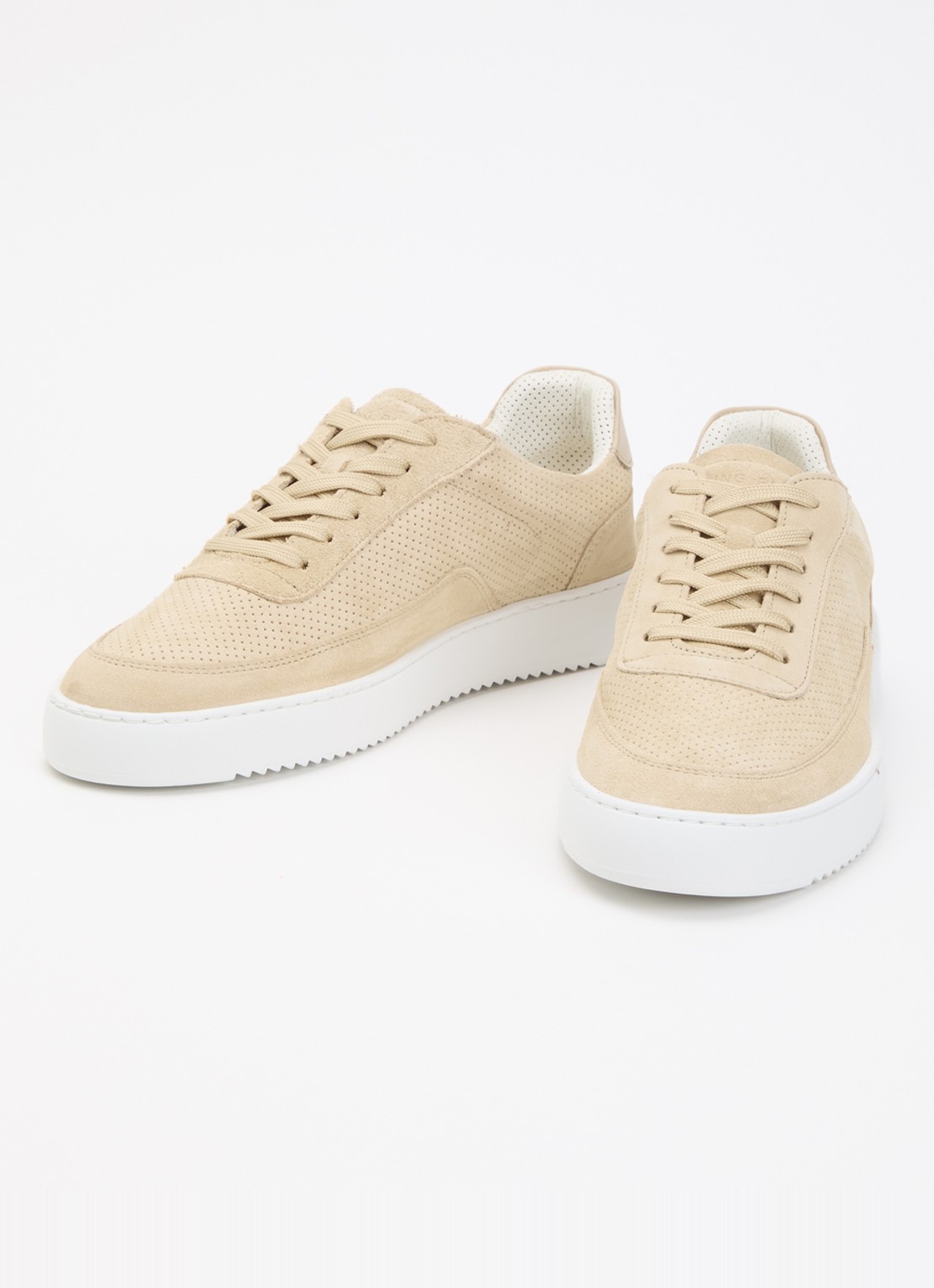 Filling Pieces Mondo Perforated sneaker van suède - detail beige