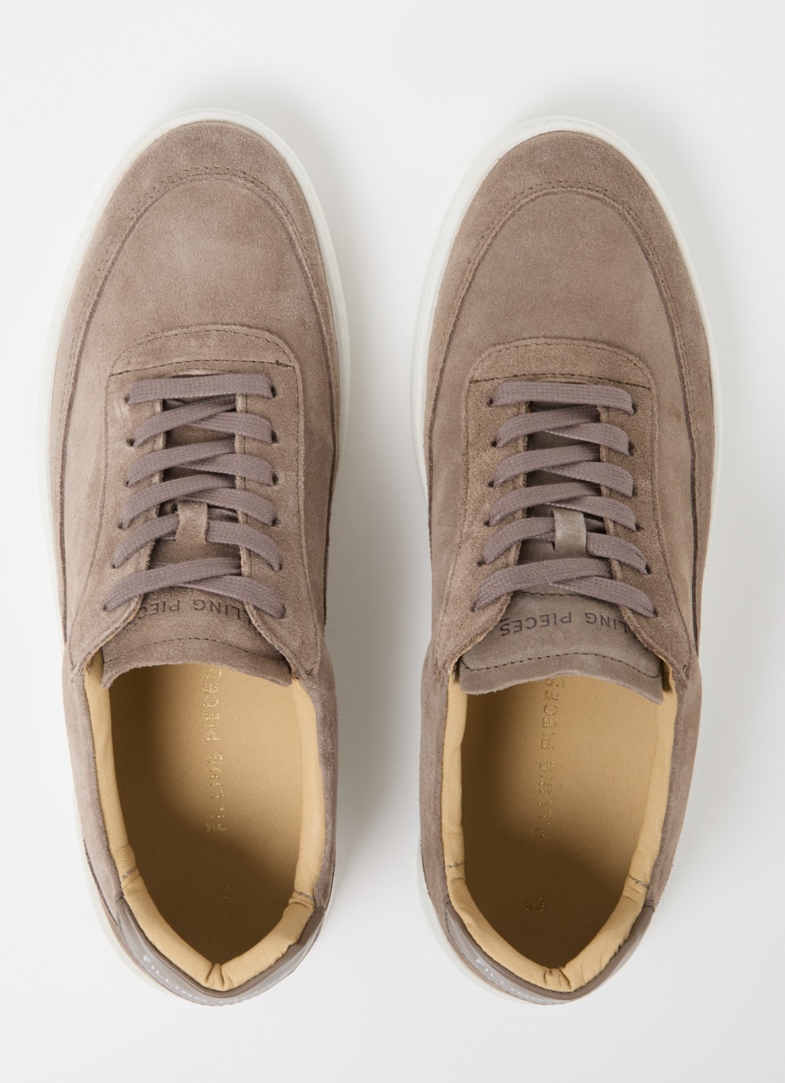 Filling Pieces Mondo sneaker van suède  - detail 4 zand