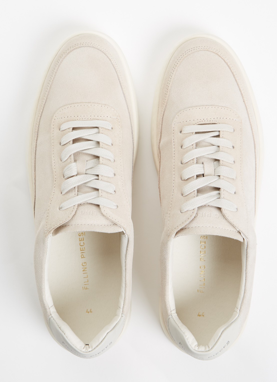 Filling Pieces Mondo sneaker van suède - detail 3 beige