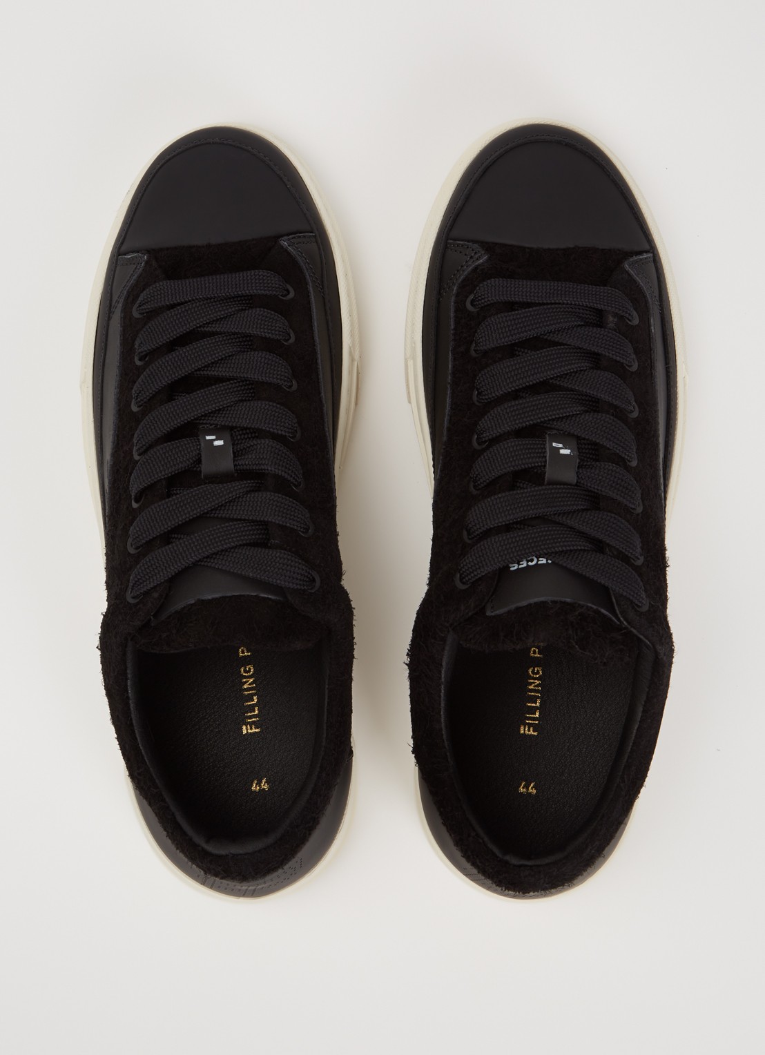 Filling Pieces Riviera Fuzz sneaker van suède - detail 2 zwart