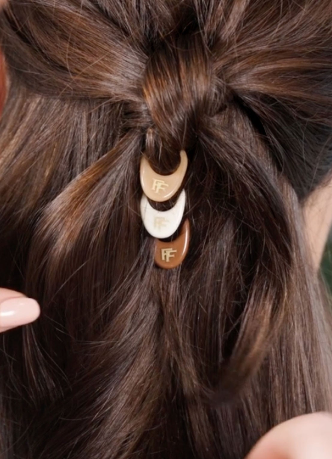 Fiona Franchimon Nº 1 Hairpin Milano Collection - haarpin set van 3  - detail 4 bruin