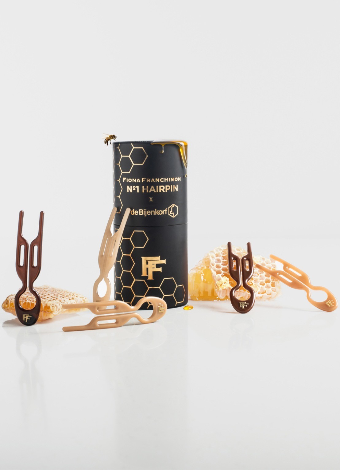 Fiona Franchimon Nº1 HAIRPIN | Fiona franchimon X de Bijenkorf Collection - Limited Edition  - detail 2 undefined