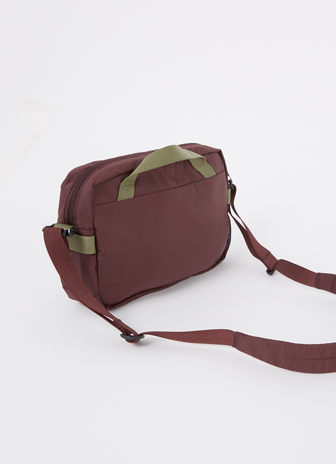 Fjällräven High Coast crossbodytas met logo - achterkant 3 aubergine