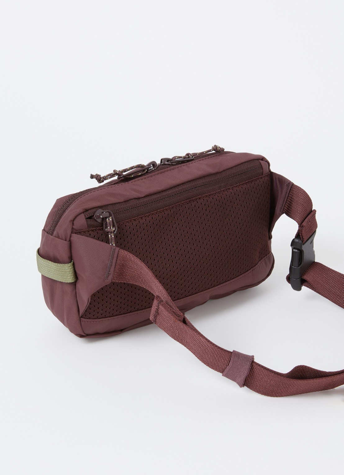 Fjällräven High Coast heuptas met logo - achterkant 2 aubergine