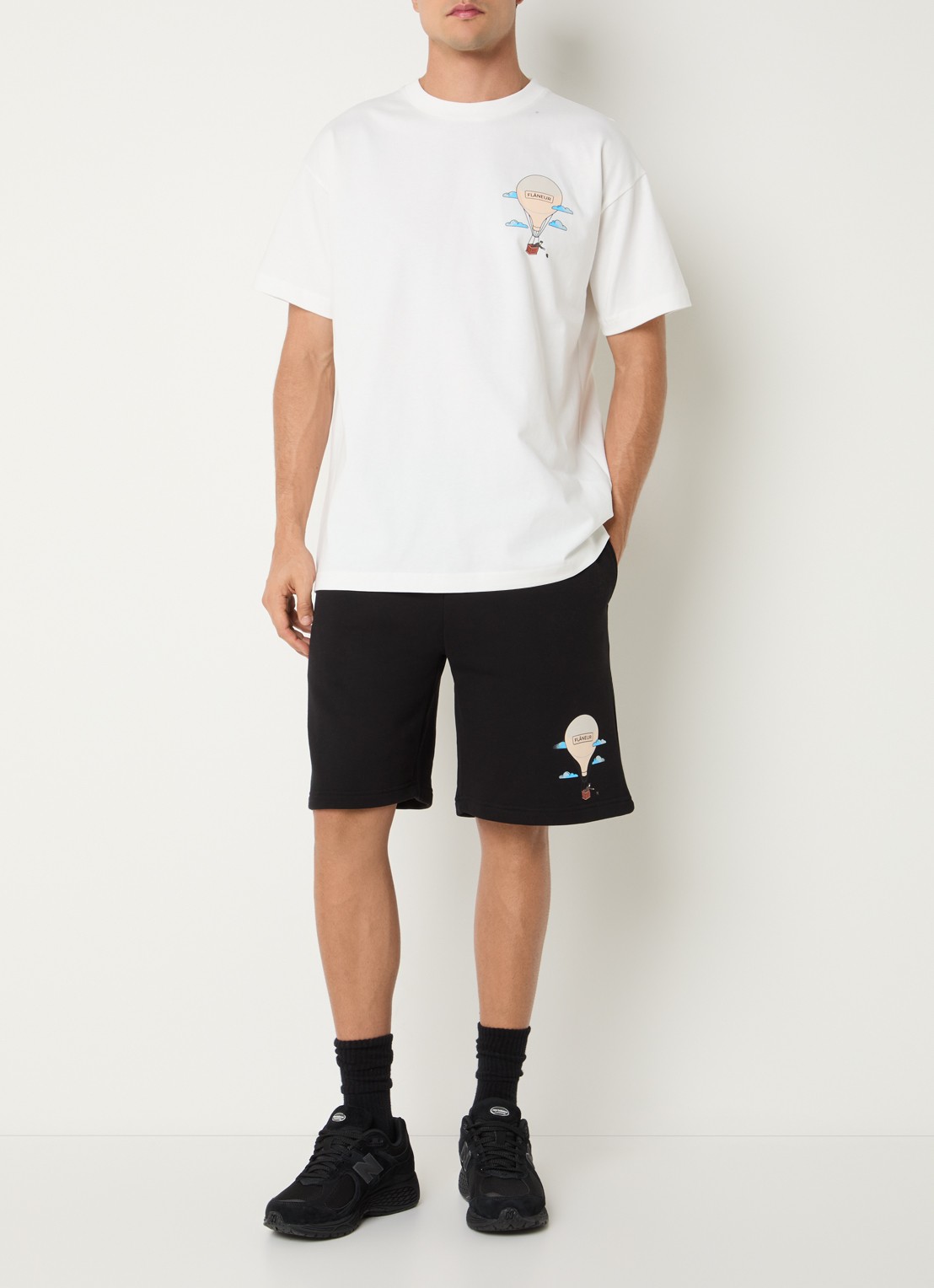 FLÂNEUR Aeronautique straight fit korte joggingbroek met logo - voorkant 4 zwart