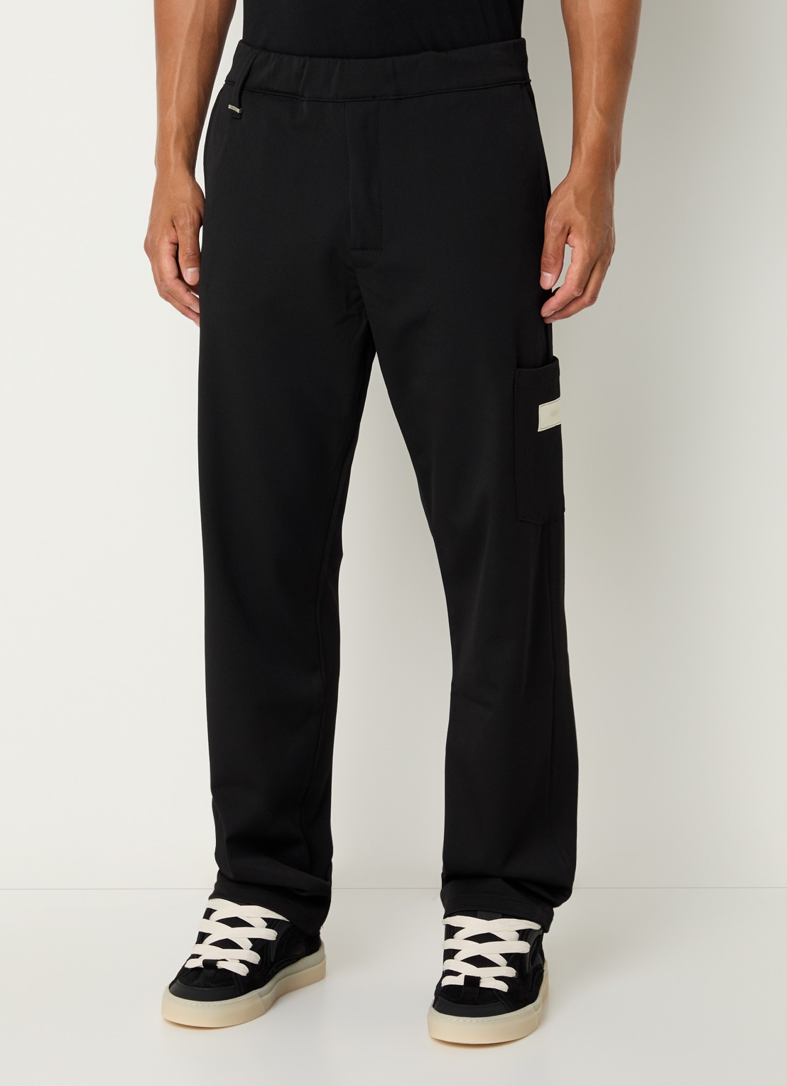 FLÂNEUR Atelier loose fit pantalon met opgestikte zak - detail 4 zwart