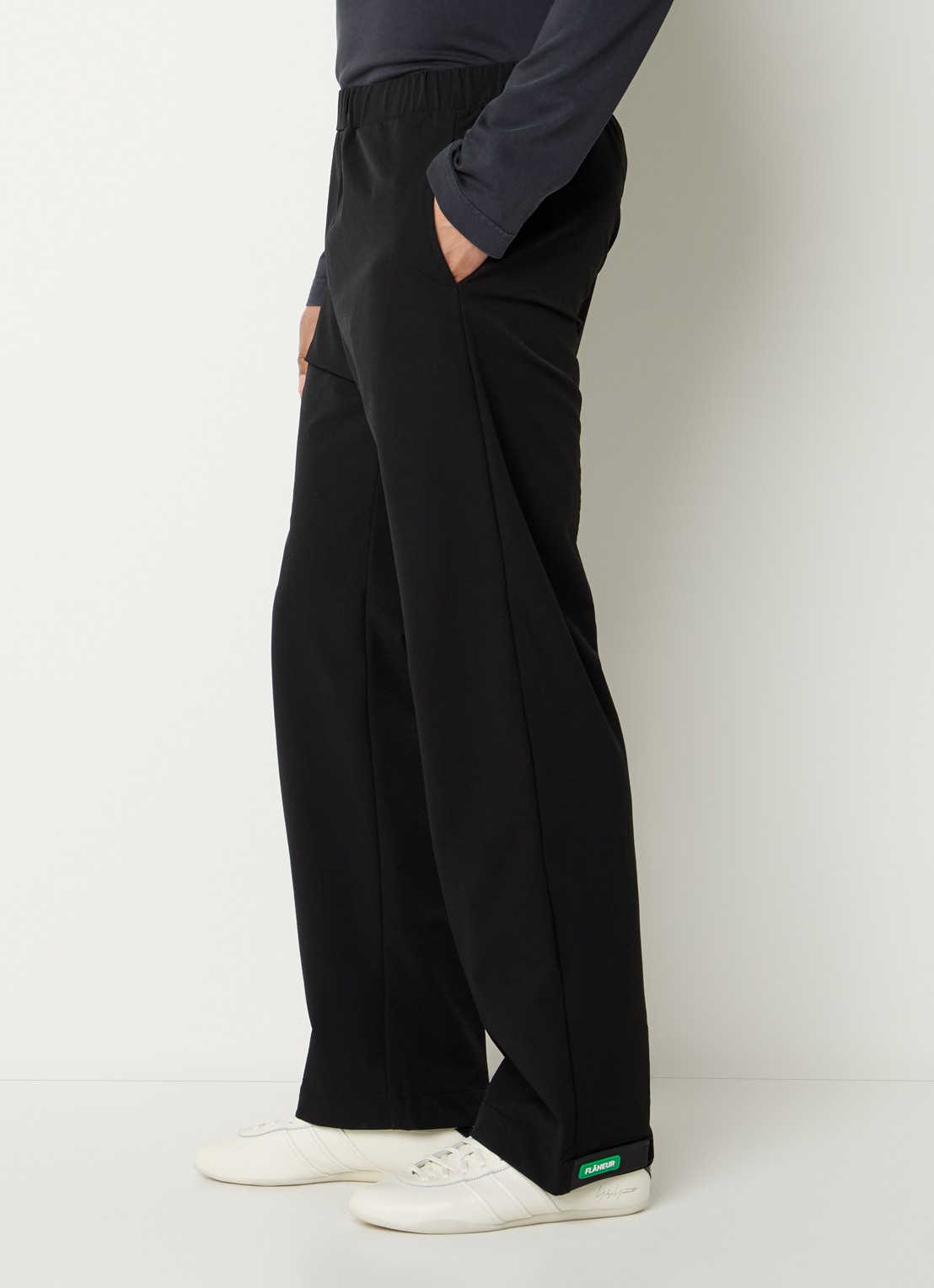 FLÂNEUR Badge straight fit broek met steekzakken - detail 4 zwart